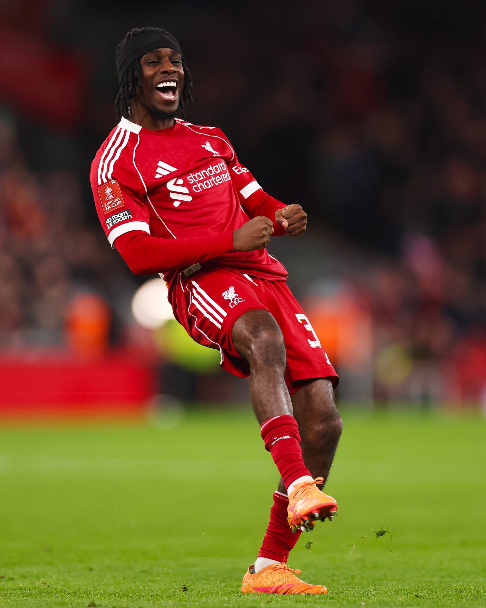 Bleacher Report Football - Fulham FC Official could cover the pitch ...