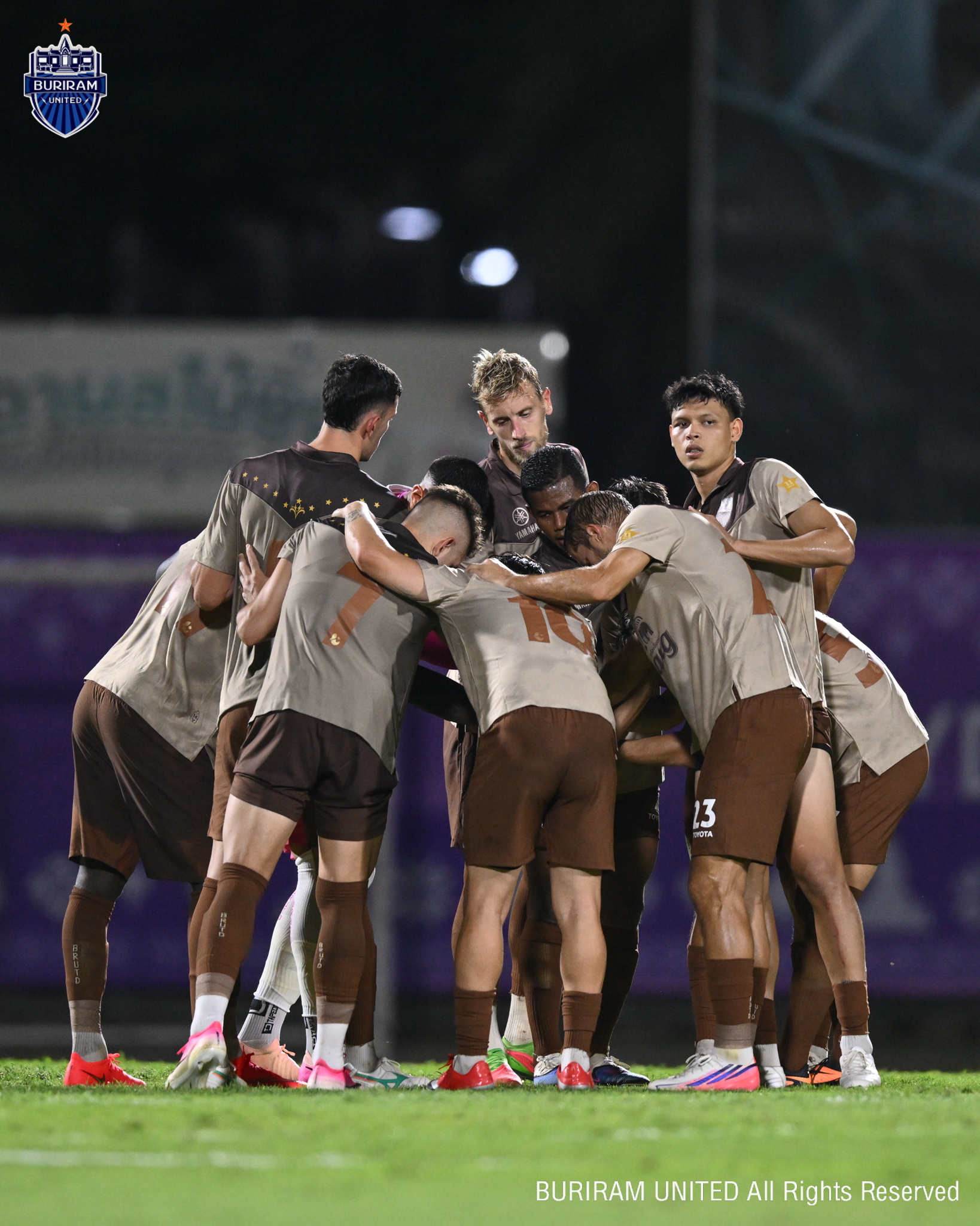 Full Time หมดเวลาการเเข่งขันฟุตบอล BURIRAM UNITED PRE-SEASON TOUR 2026 บุรีรัมย์ ยูไนเต็ด บุกเอาชนะ อยุธยา ยูไนเต็ด ถึงถิ่น 3-0 ในเกมอุ่นเครื่อง นัดที่ 6 0-1 คิงส์ลีย์ ชินด์เลอร์ 45+2‘ 0-2 กิลเยร์เม บิสโซลี 49‘ 0-3 มาร์ก นาบาร์โร 75‘ #BuriramUnited #AyutthayaUnited #