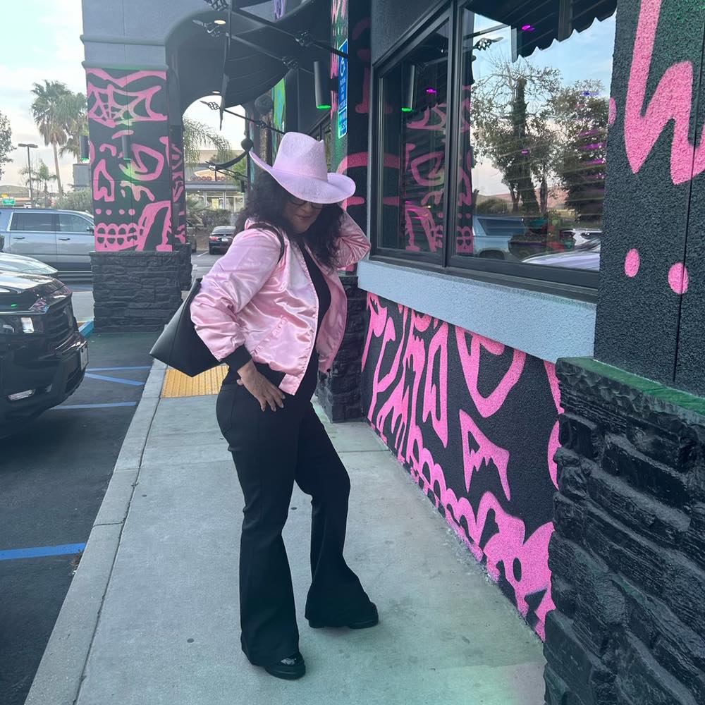 Granddaughter Miss Kayla a recent... - Alan Carlos Hernandez | Facebook