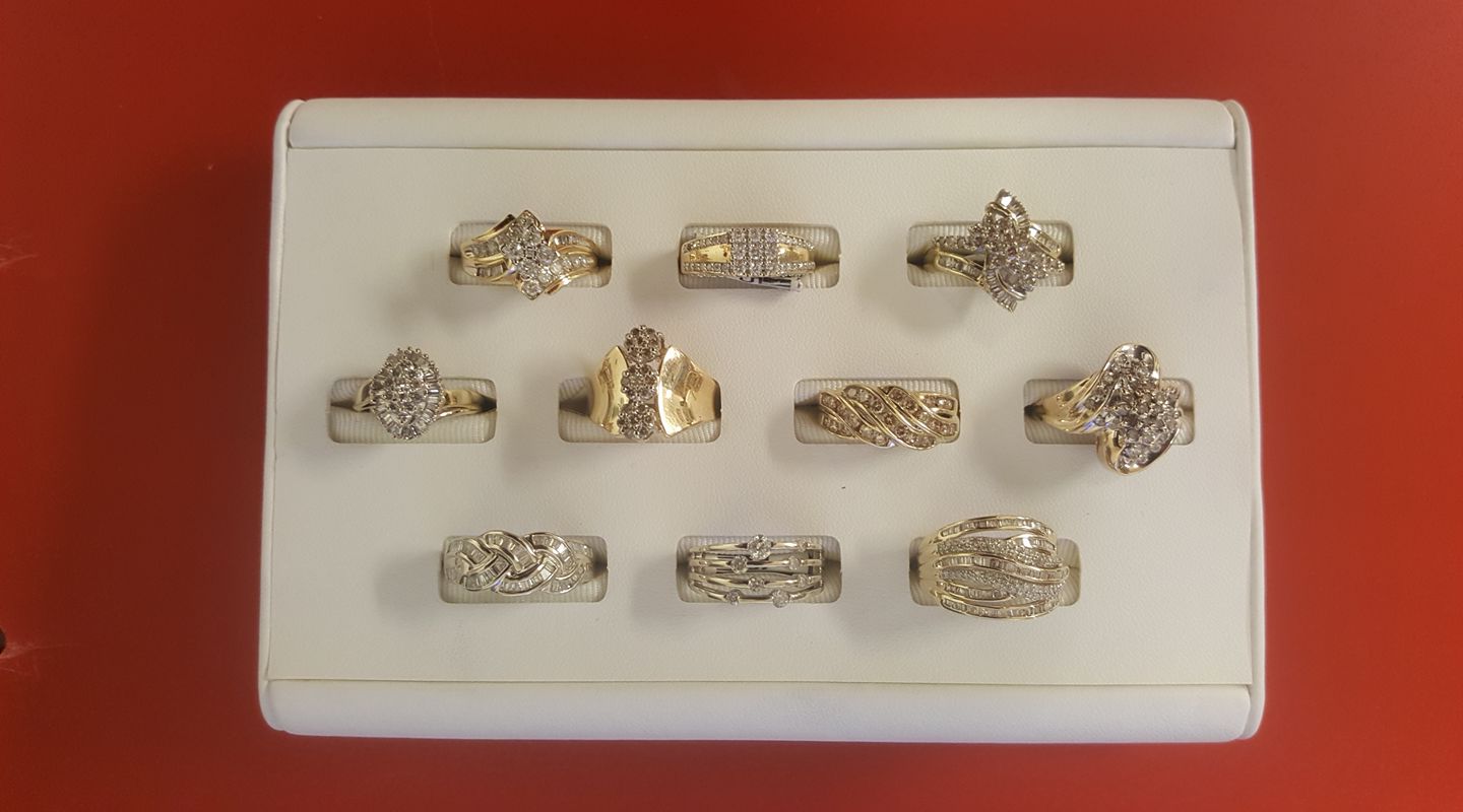 Facebook Exclusive Merchandise Sale Your... KV Jewelry