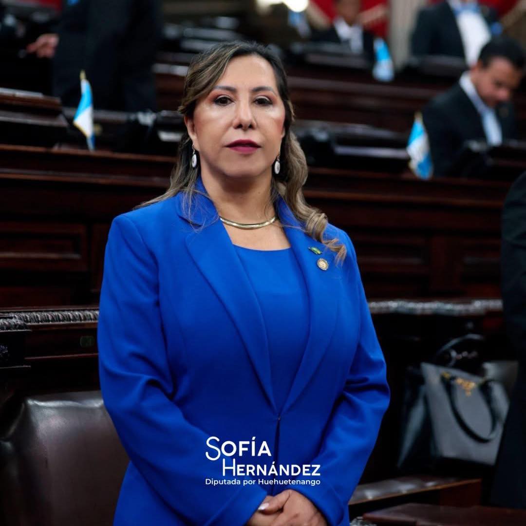 Sofia Hernández - Sofia Hernández added a new photo.