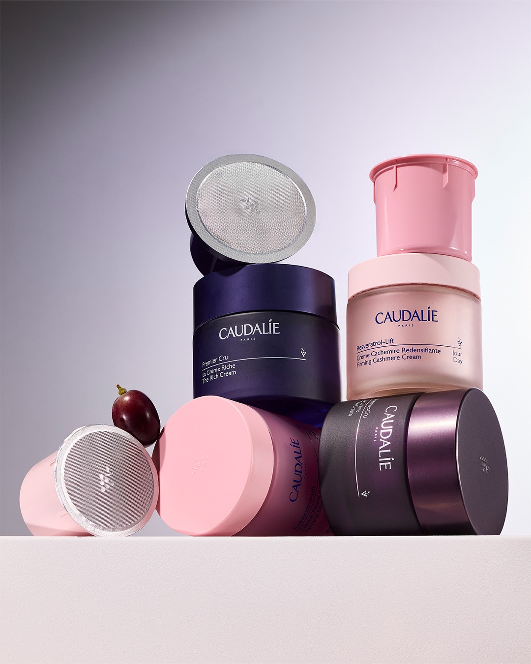 Hesitating between Resveratrol–Lift and Premier Cru? Here's the difference: ✔️ Resveratrol–Lift targets wrinkles and firmness; ✔️ Premier Cru addresses all signs of aging for visibly younger-looking skin for longer. Two technologies. Two
