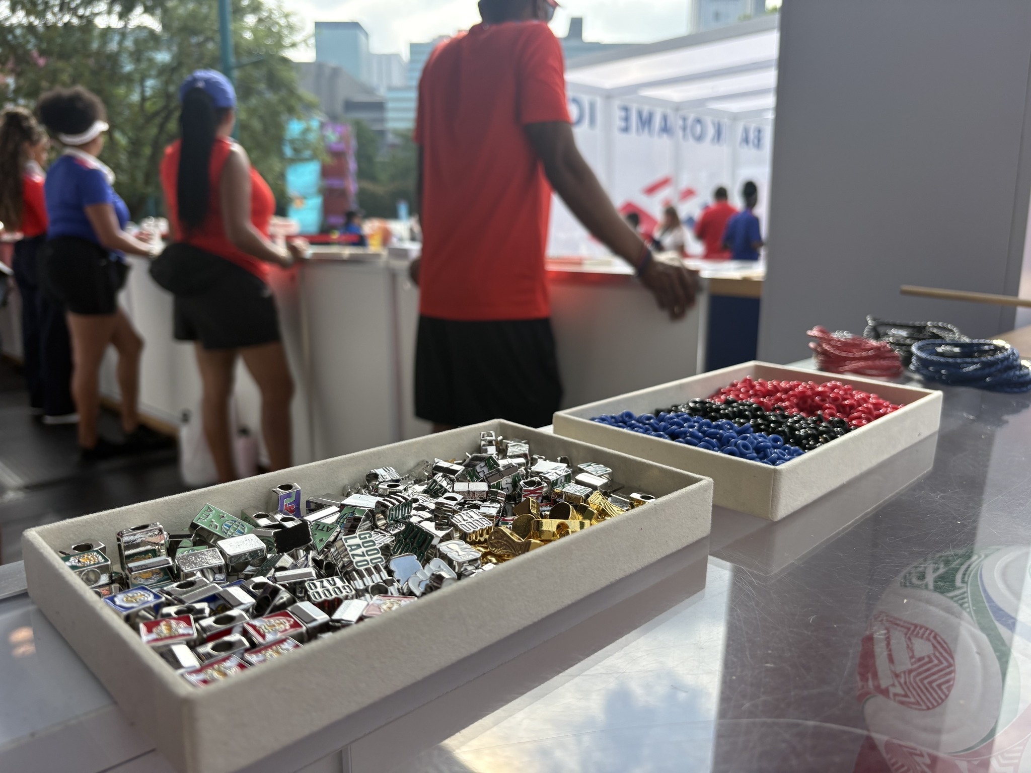 Fans line up for viral World Cup bracelets at Atlanta FIFA Fan