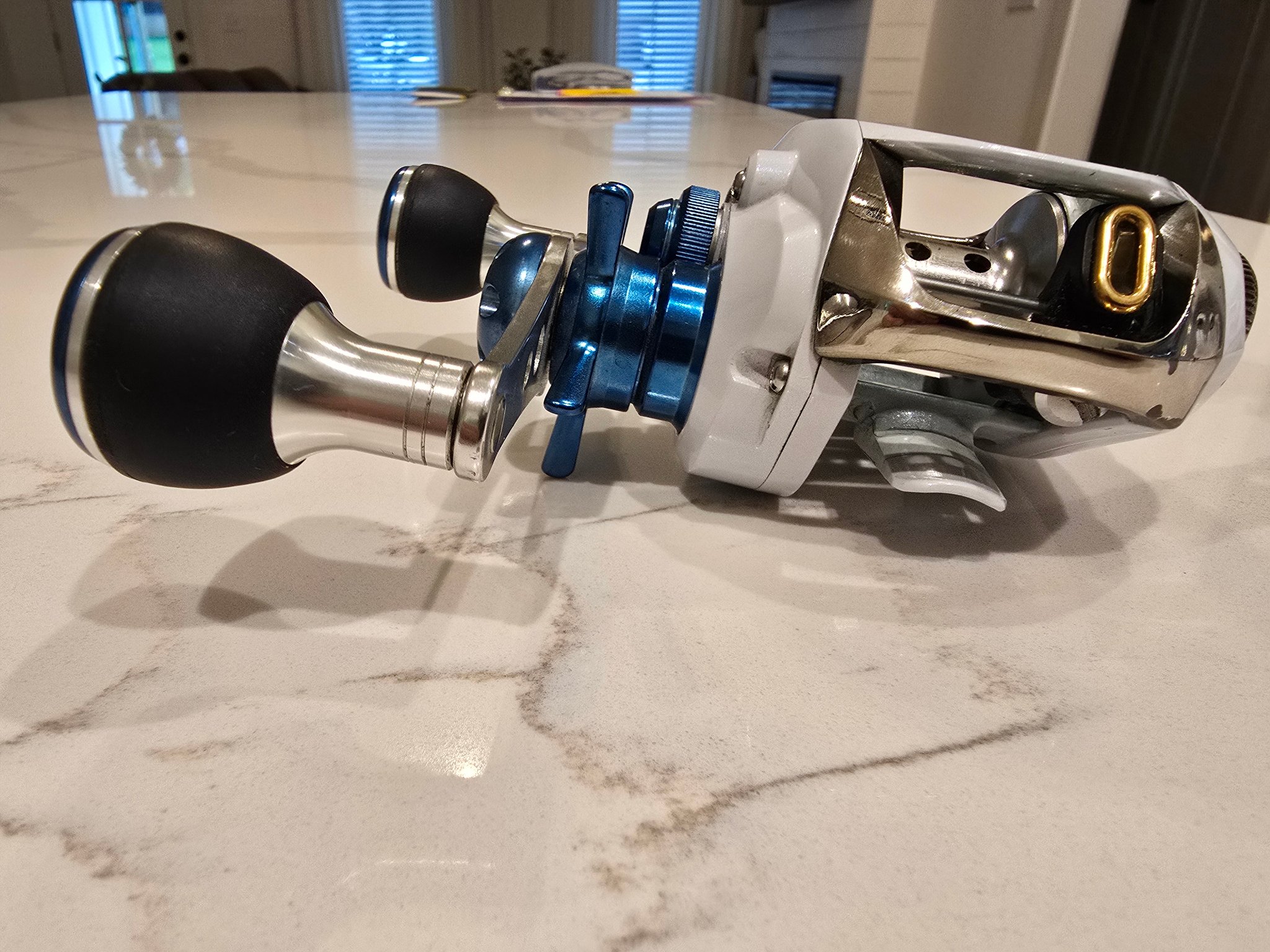 Moulinet Daiwa TD-Z 103H Baitcast 6.3:1 - 11 Roulements, 4kg Drag, Occasion