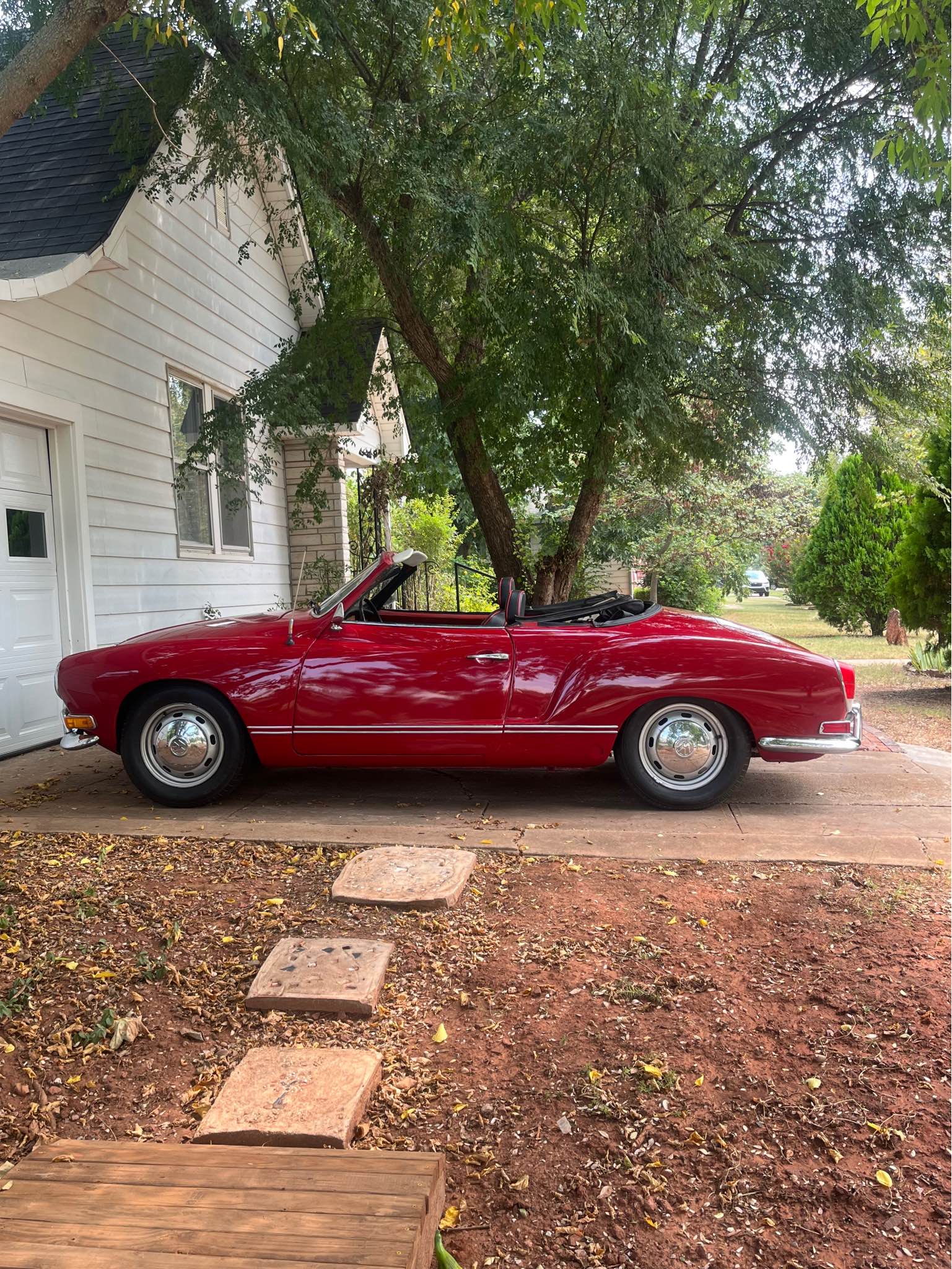 1970 Volkswagen Karmann Ghia | Beverly Hills Car Club