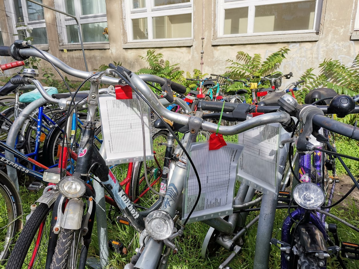 fahrradständer decke Teal Triangle Verstellbarer Deckenmontierter Fahrradträger für Garage, für 8 Fahrräder Farbe:MATTE ANO LIME Category:E Bikes MTB Cross_FOX Float X Factory EVOL LV  Luft Anhängerkupplung