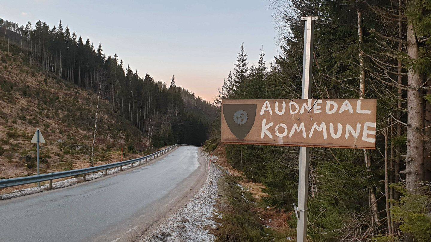 Ordfører Audnedal - EN STOR TAKK til alle dere ansatte på rådhuset som ...