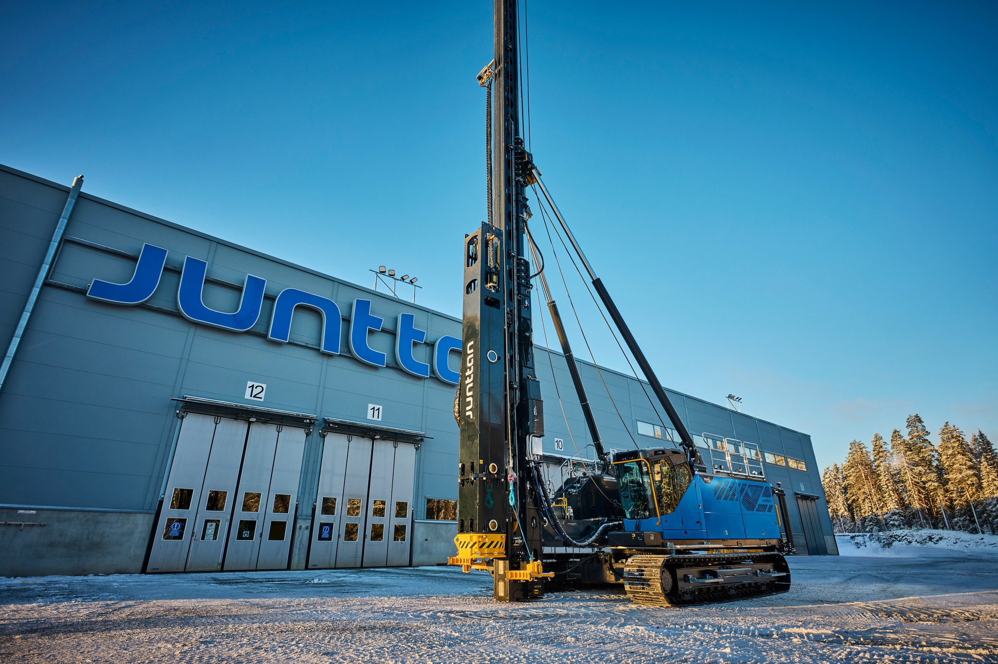 GeoDrilling - Junttan's Evolution Series of piling rigs continues with ...