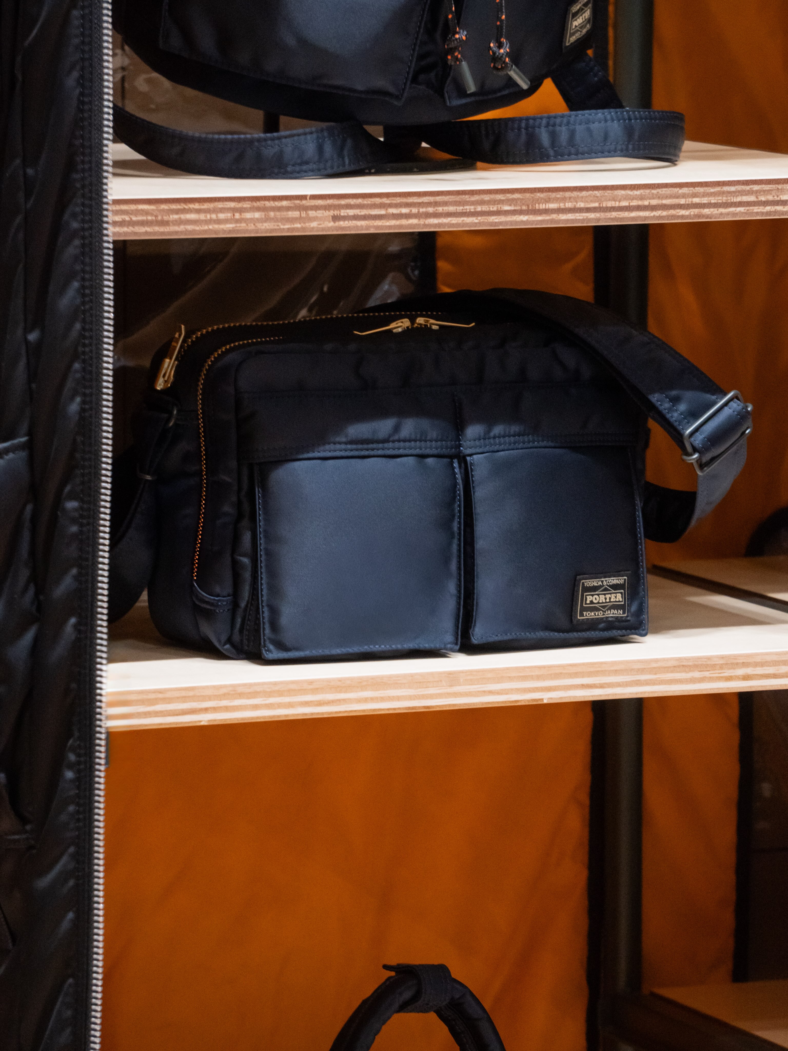 PXTANKER “PX TANKER COMMUNICATOR BAG“ ⁡ product number：376-16895