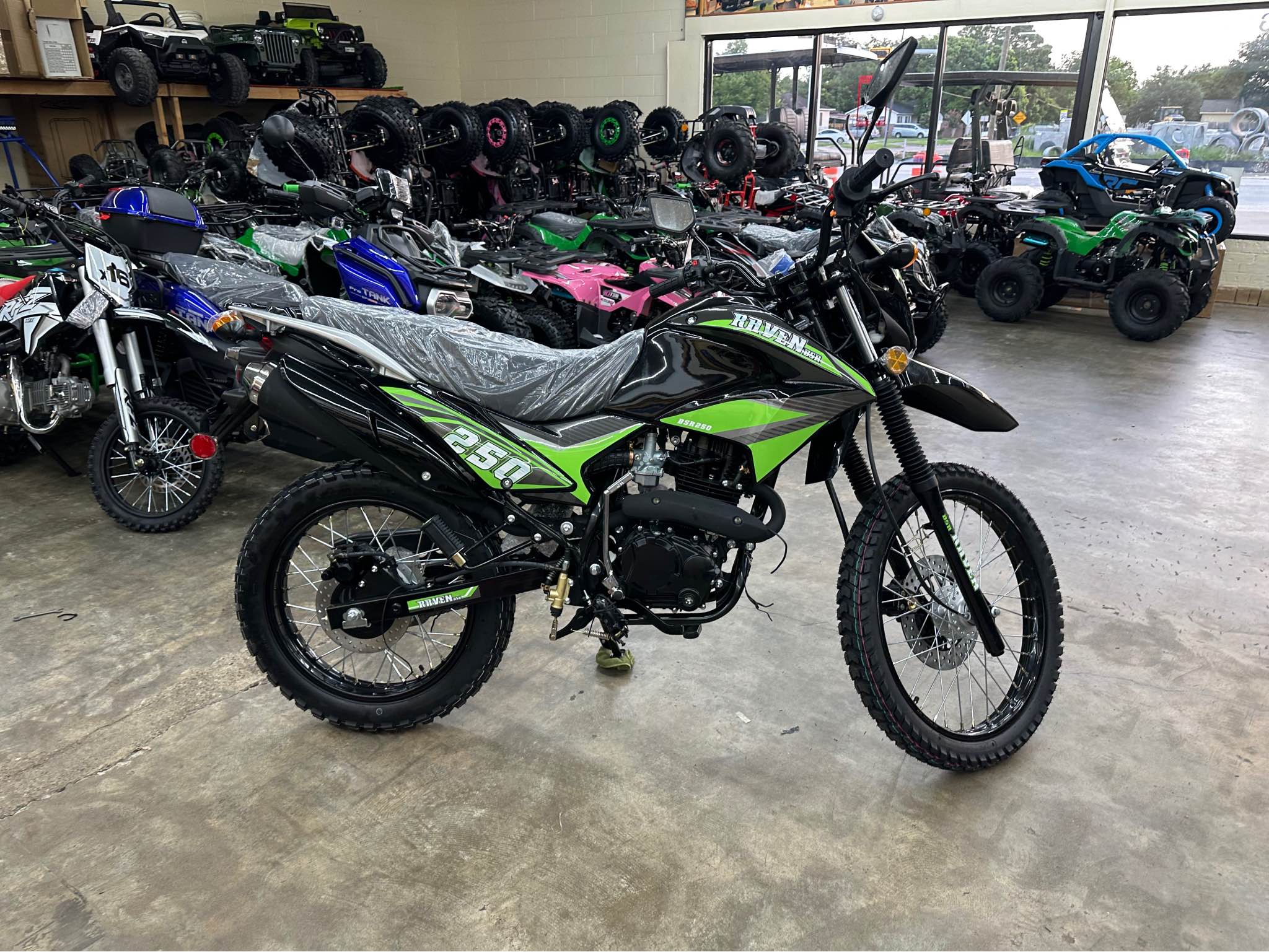 2025 Vitacci Raven 250cc Street Legal 📲8️⃣3️⃣2️⃣8️⃣9️⃣6️⃣7️⃣4️⃣2️⃣7️⃣