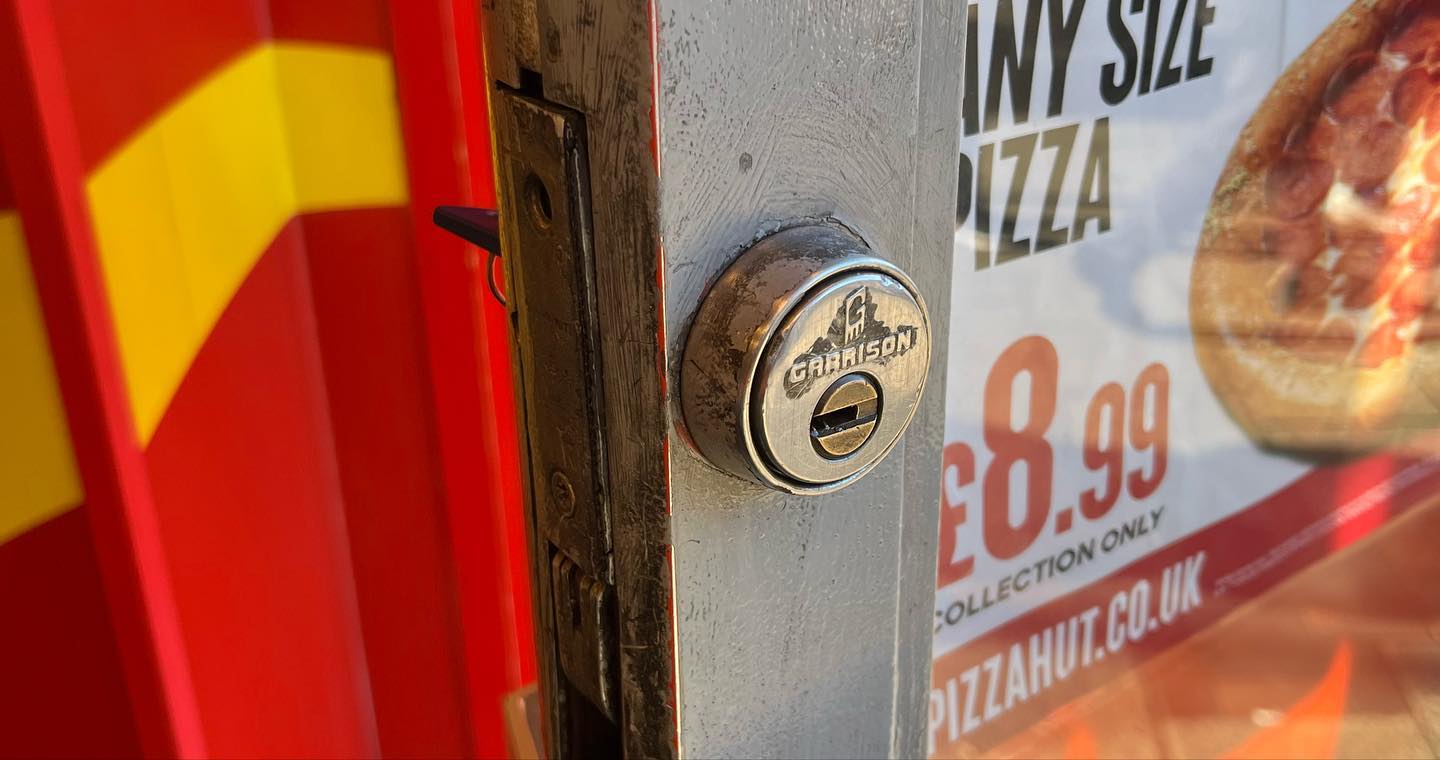 Seized lock at @pizzahutuk. Lock and... - Lockafix Locksmiths | Facebook