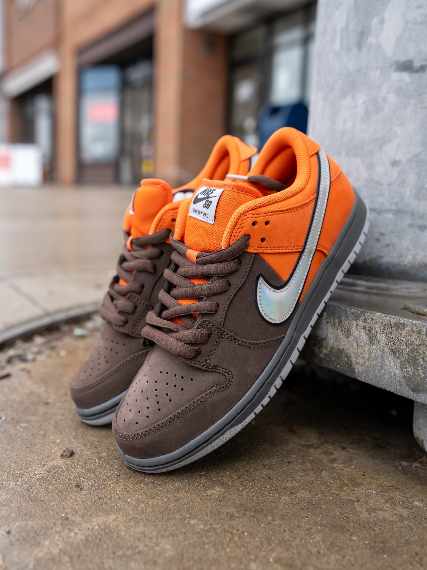 NIKE SB MUNI FAST-PASS DUNK LOW PRO AVAILABLE NOW. $130 Nike 