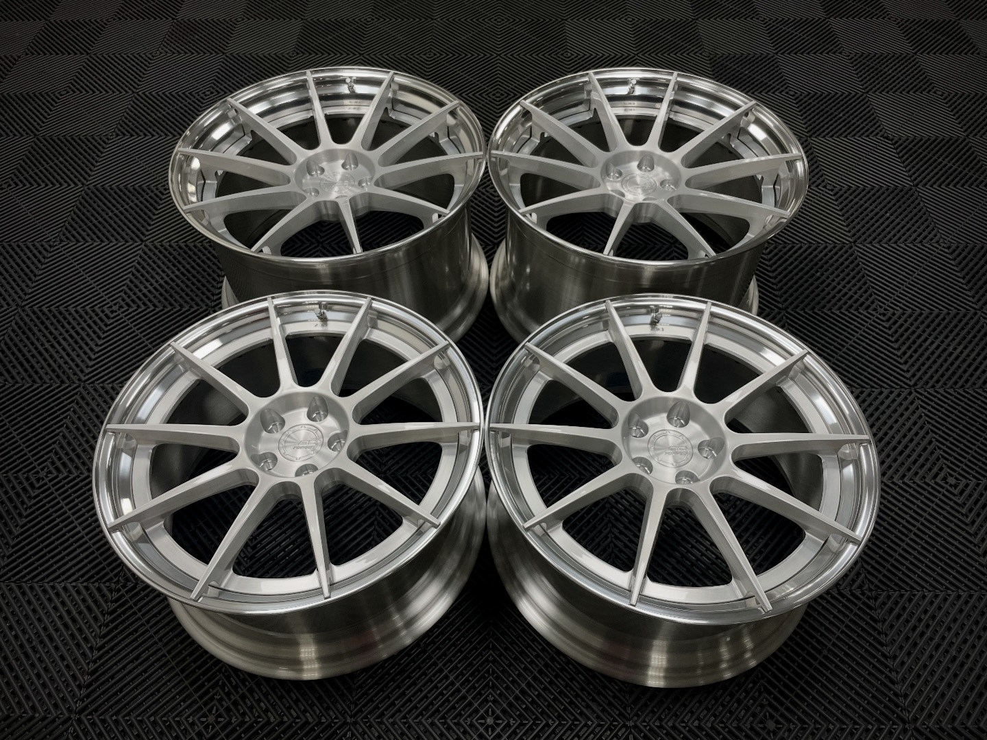 BC Forged NA - Nissan 370z • MLE53 • Dark brushed black center