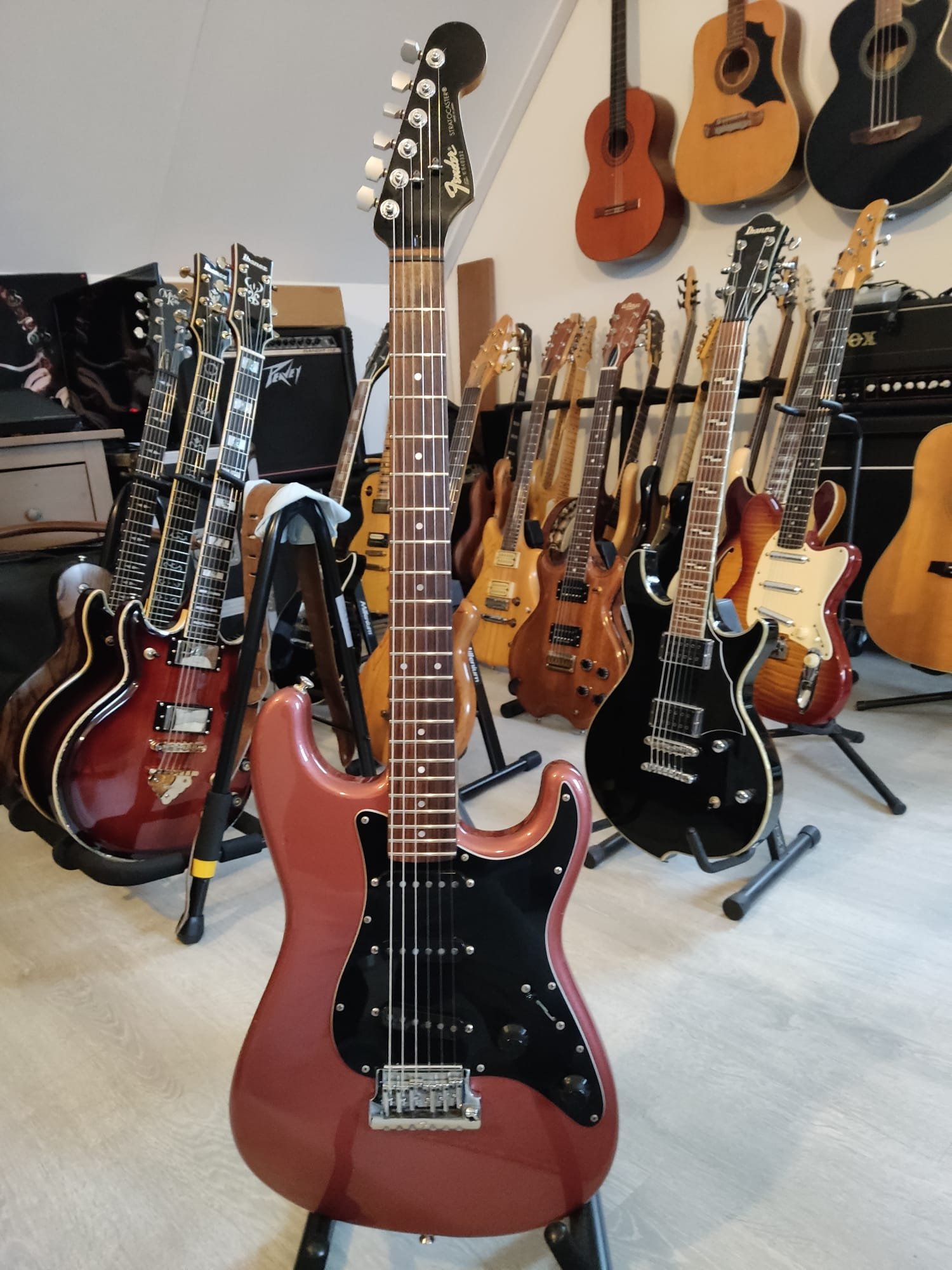 What is a Japan Yamano Fender 54 Strat V04?