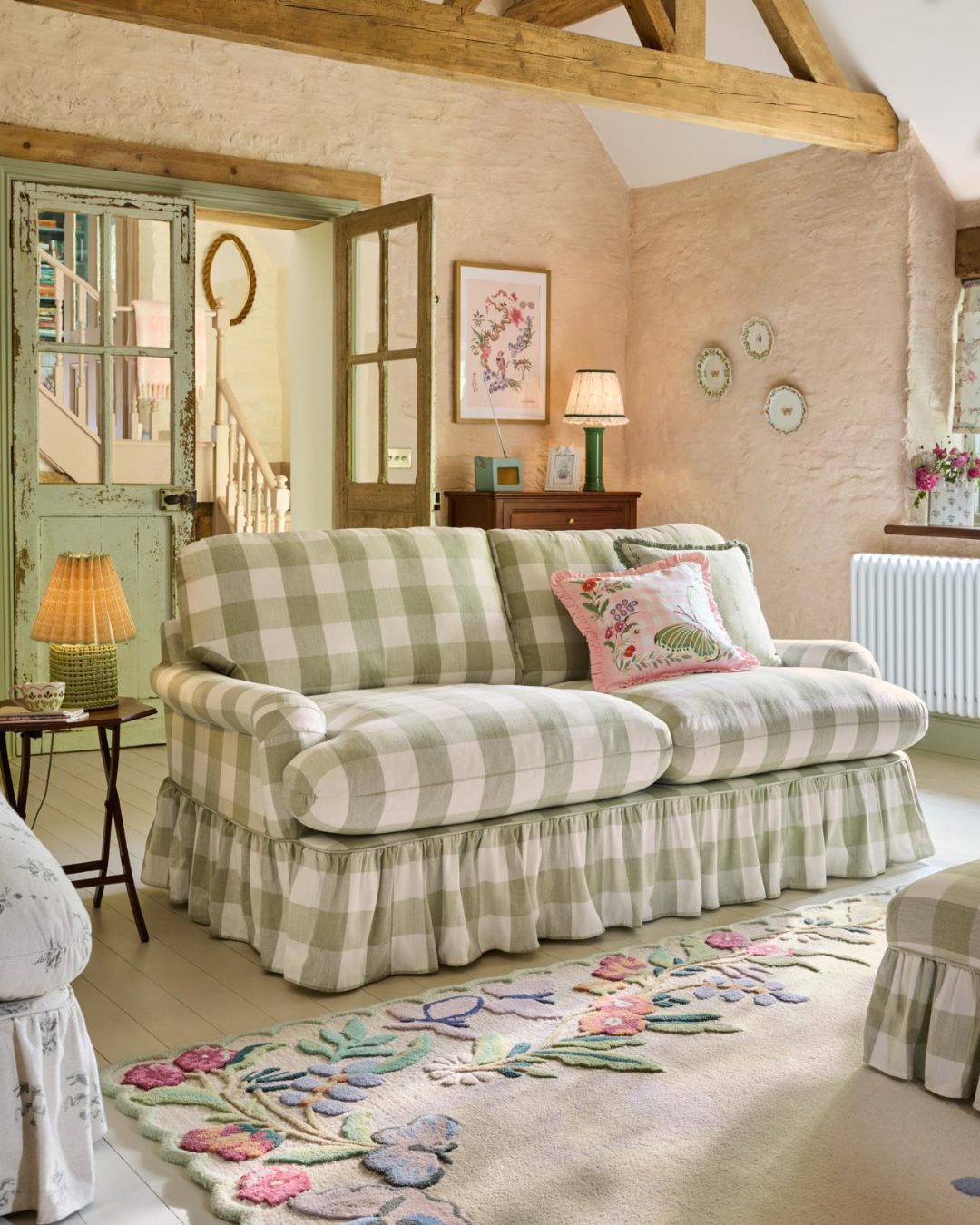 Cath - Comfort meets character. Discover our newest sofa shapes