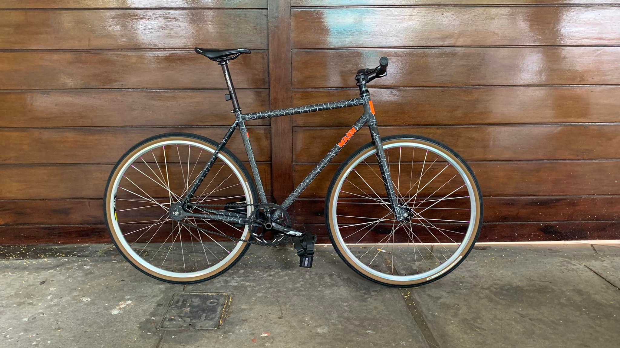 mash ac2 frame, HED carbon track wheels 88mm, omniums, Deda Drop 