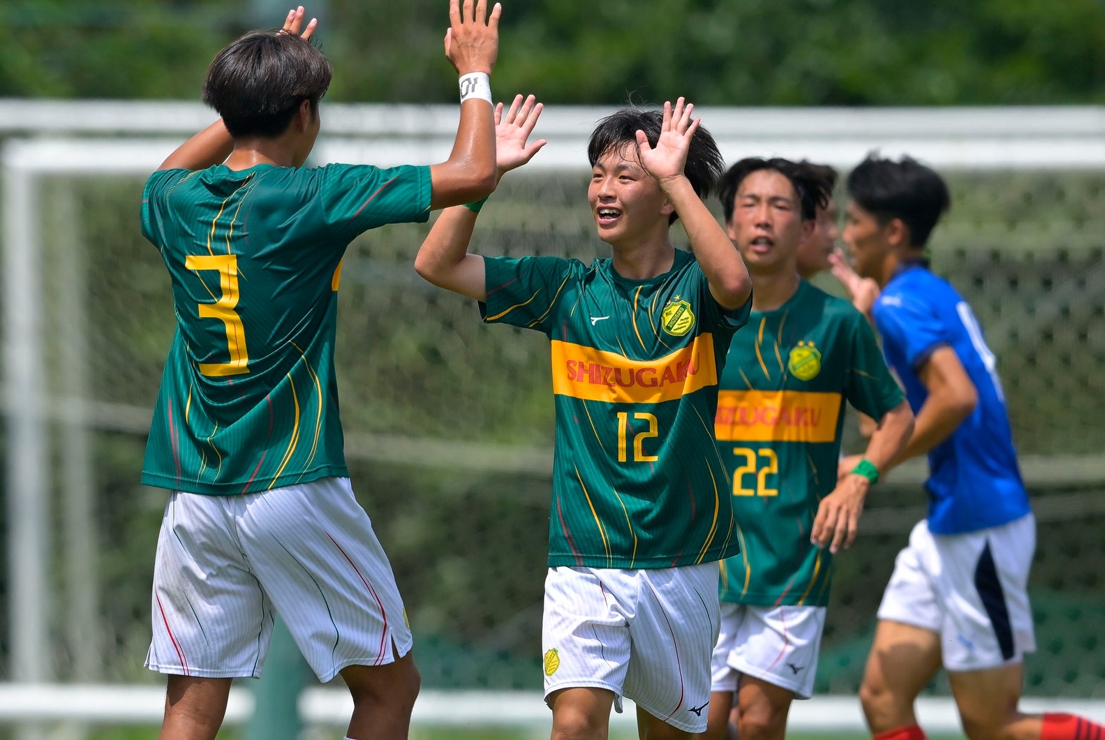 静岡学園セット 後半35+5分に決勝弾!静岡学園が初、静岡県勢30年ぶりの日本一!