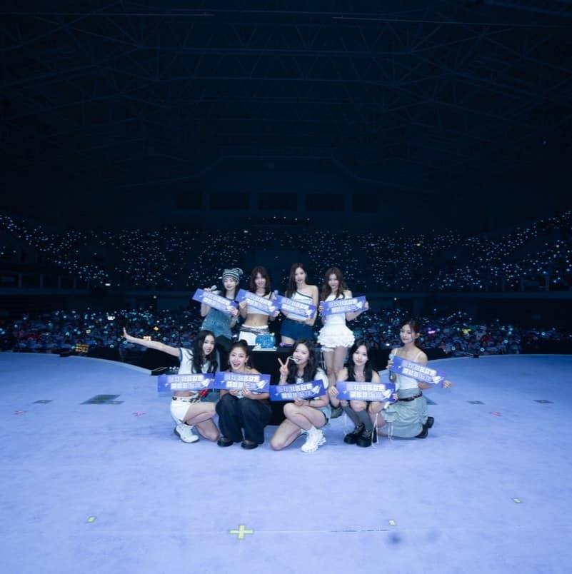 TWICE on Fanmeeting 