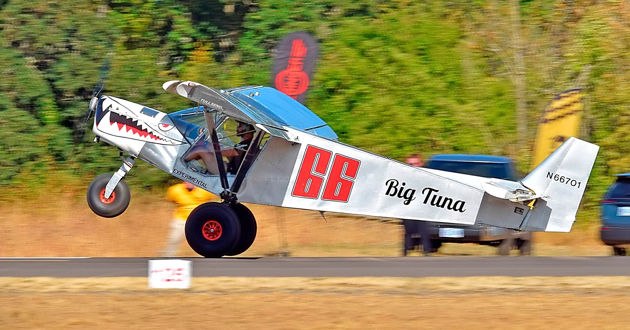 Zenith - Danie's Zenith STOL CH 750. Notice the posted co-pilot