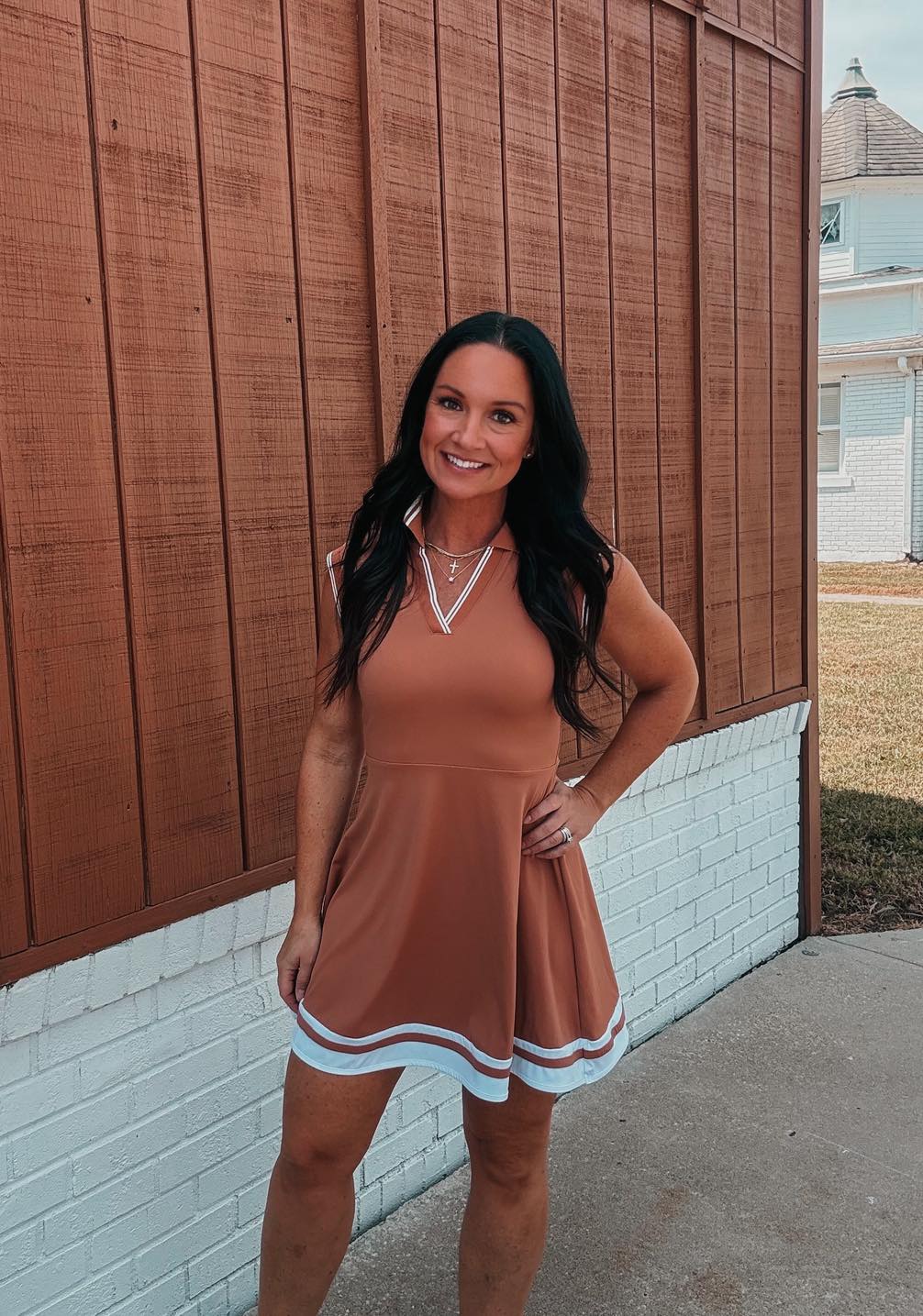 Cute brown tennis dress for early fall