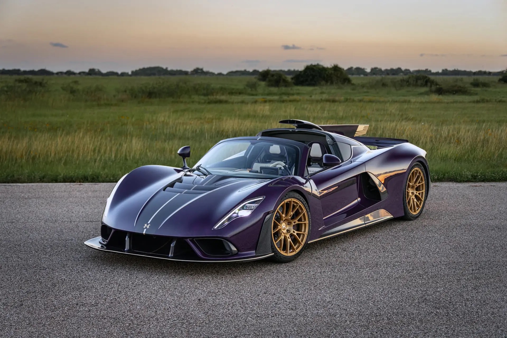 FORGELINE - 2,031 horsepower and 3 pedals. The Hennessey Venom F5