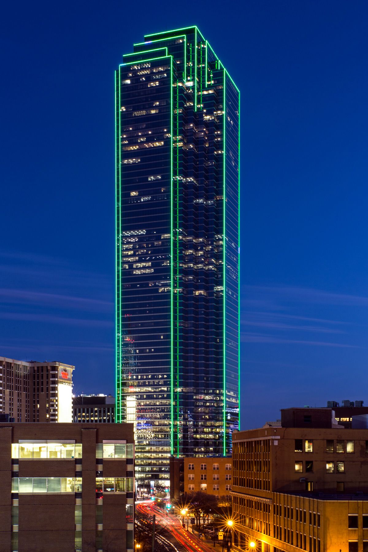 Bank of America Plaza (green-lighted skyline icon) photo 1