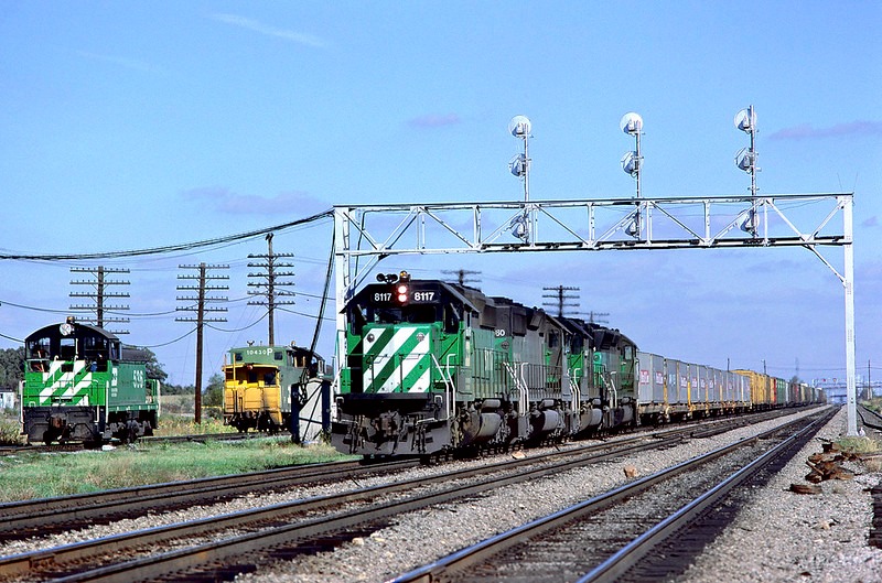 Burlington Northern Railroad SD40-2 8117 in Eola, Illinois