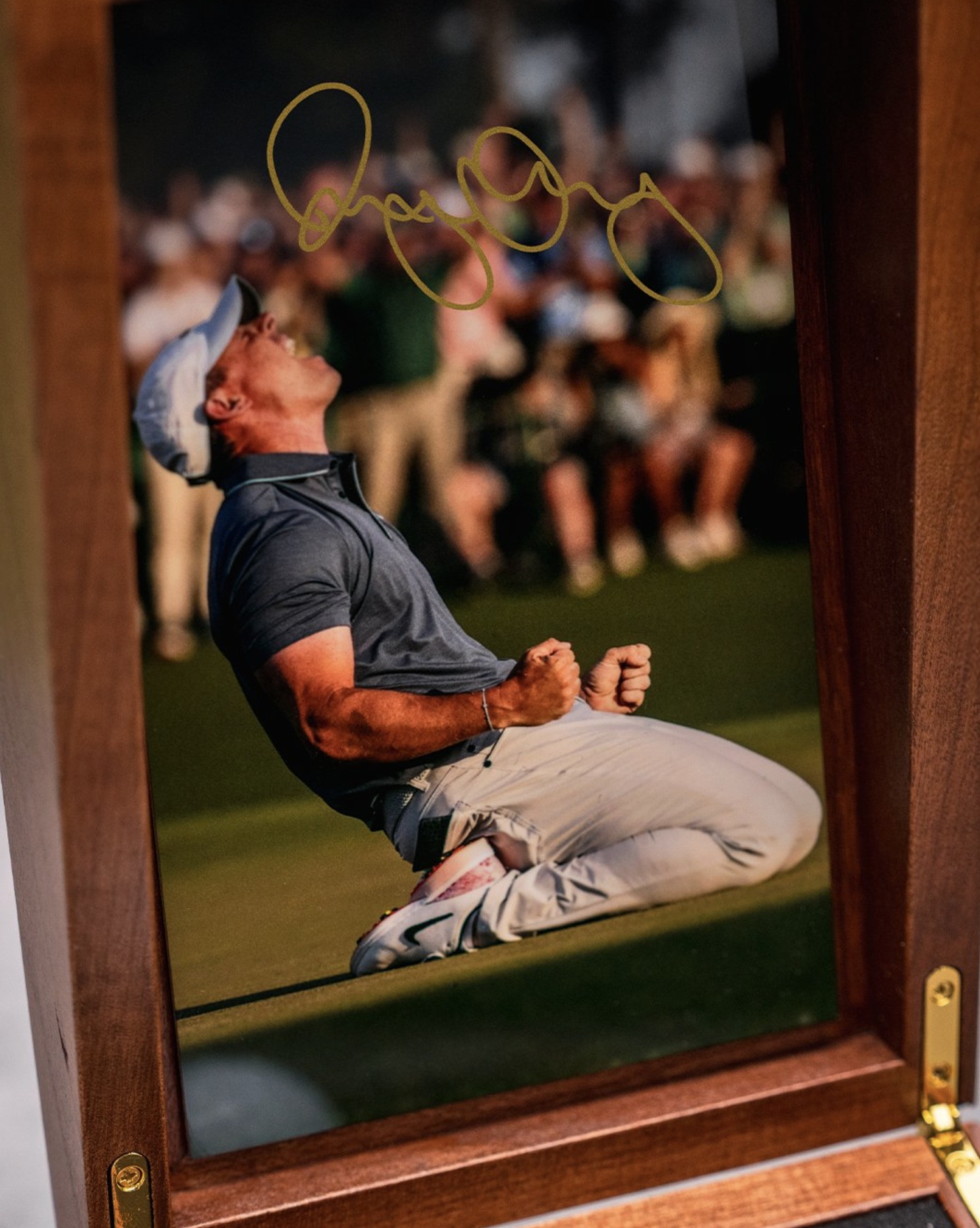 🚨⛳️ COLLECTORS ITEM In a nod to his winning score, Taylormade