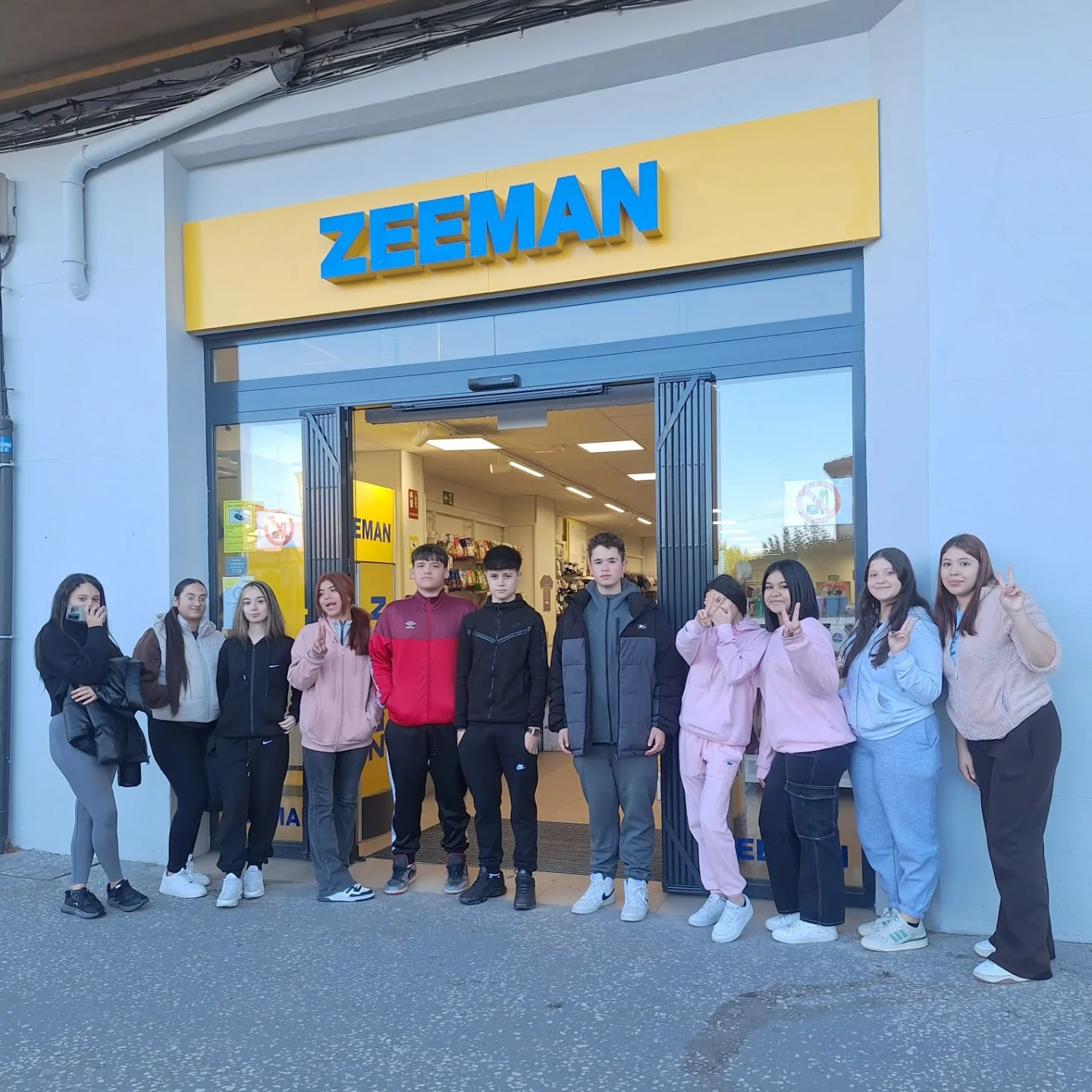 🛍️ ¡Aprender haciendo! 💪 Ayer,... - Centro Educativo ICEDE | Facebook