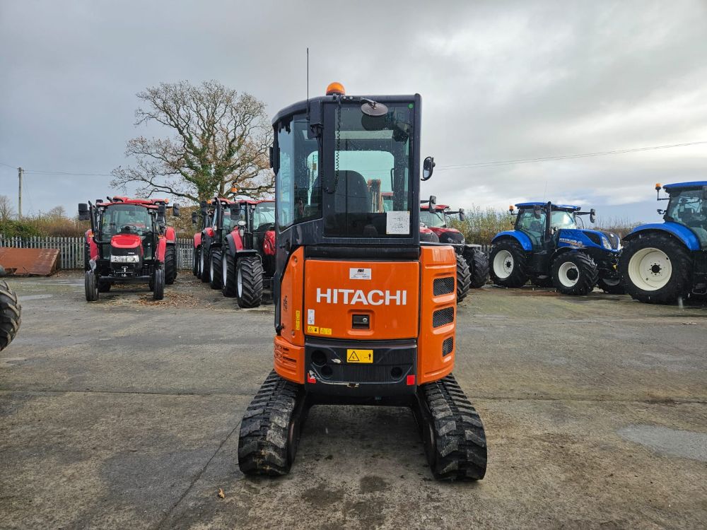 🚜 For Sale 🚜 Hitachi ZX26U Year: 2020 Hours: 1242 Description