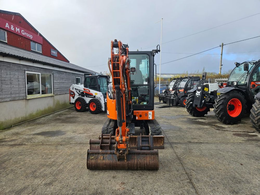 🚜 For Sale 🚜 Hitachi ZX26U Year: 2020 Hours: 1242 Description