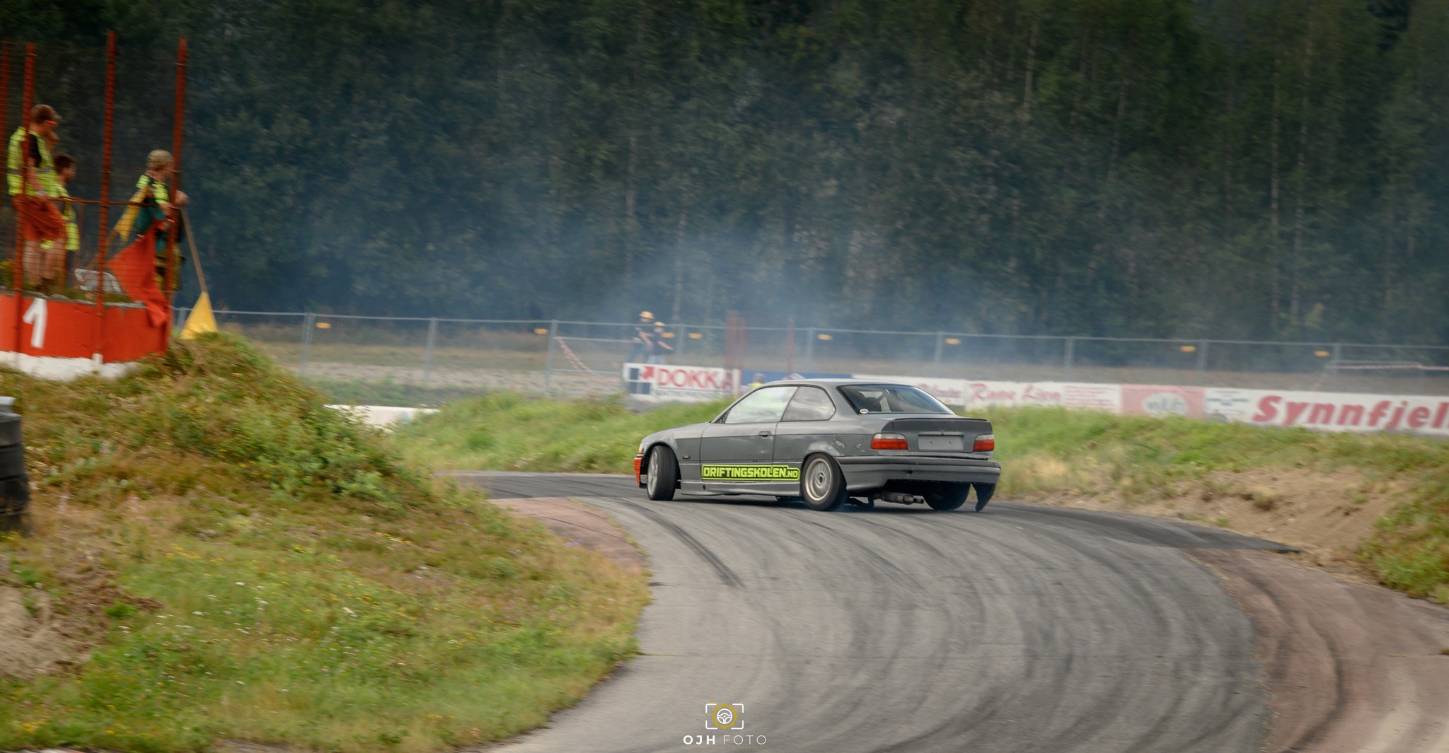 Elite Bil Racing team