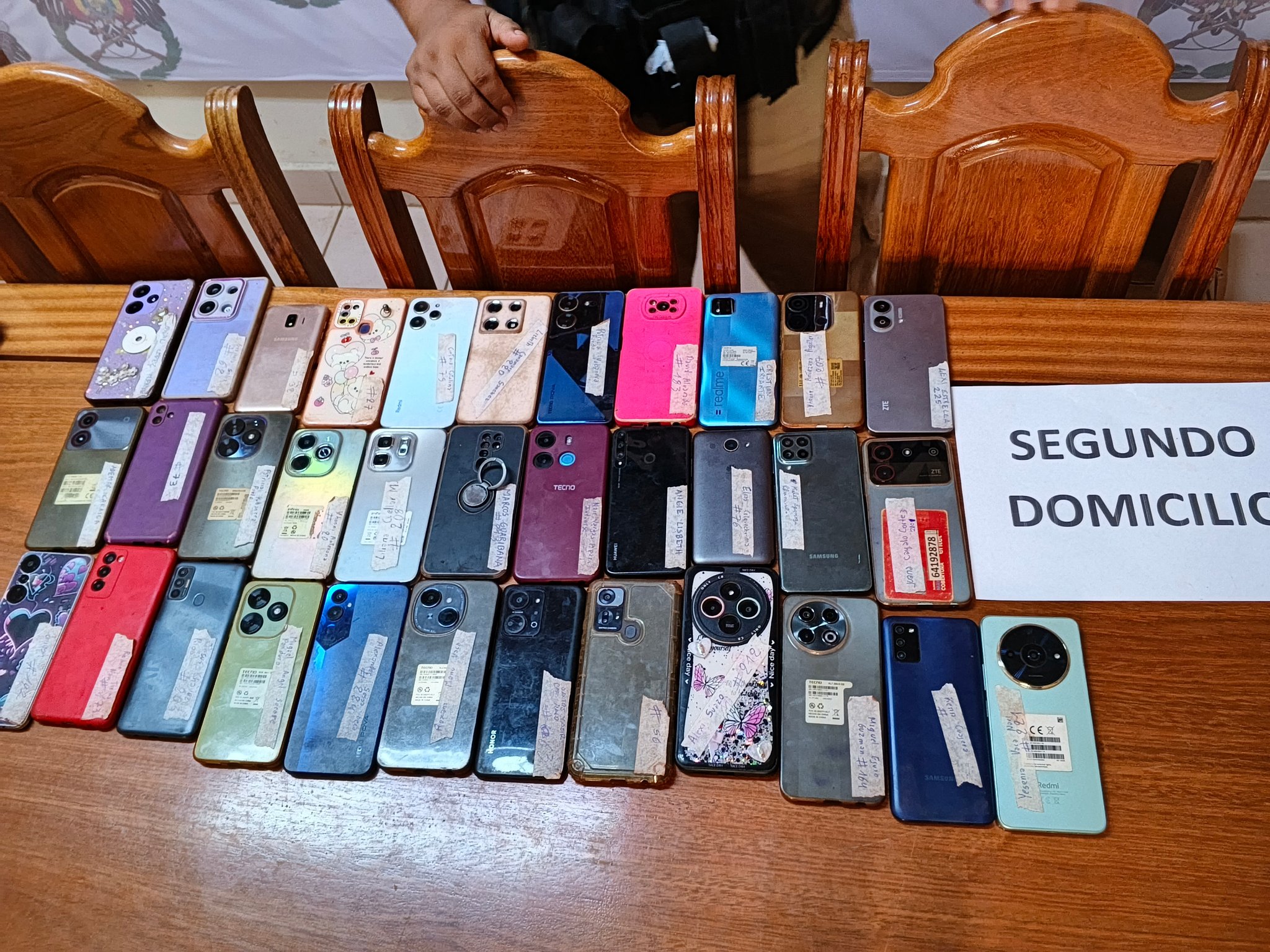 NOTI RIBER 1 - POLICÍA RECUPERA 34 TELÉFONOS CELULARES EN... | Facebook