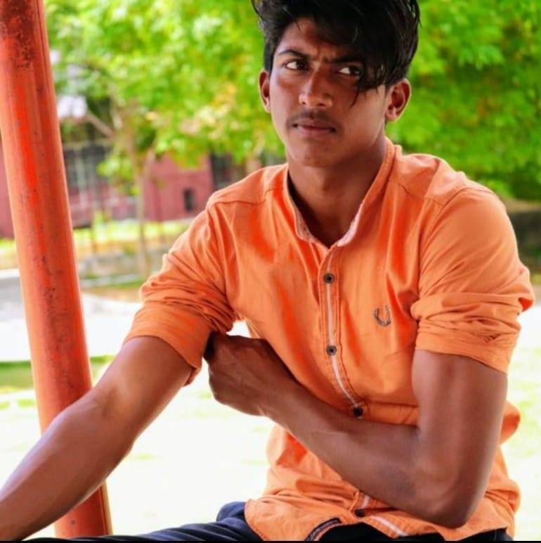 Waiting Editing time . . #creators #contentcreatorlife | Navaneethan
