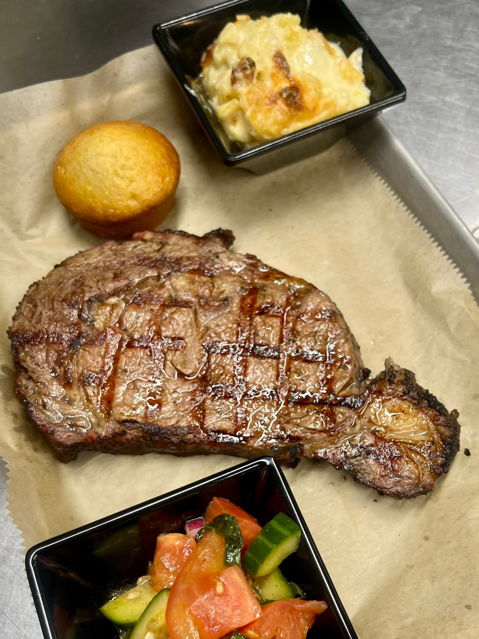 Piggy Pat's Smoke & Ale... - Piggy Pat's Smoke & Ale House