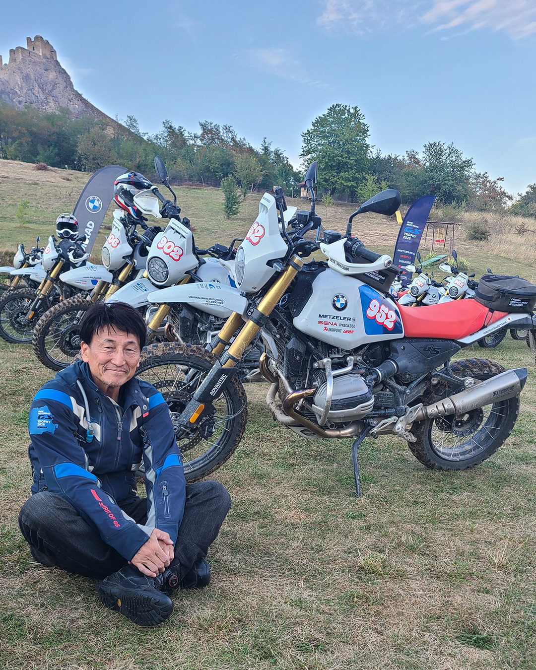 GSドライスーツ/GSドライグローブ】 ①GSドライスーツ オンロードにも