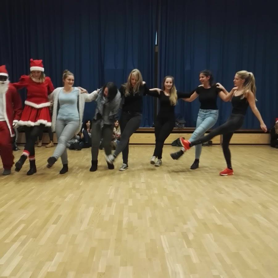Weihnachtspaketaktion Fur Die Durener Tafel Facebook