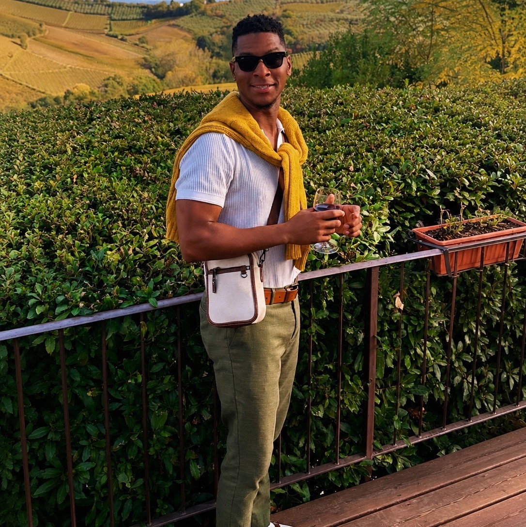 Devante R Hill