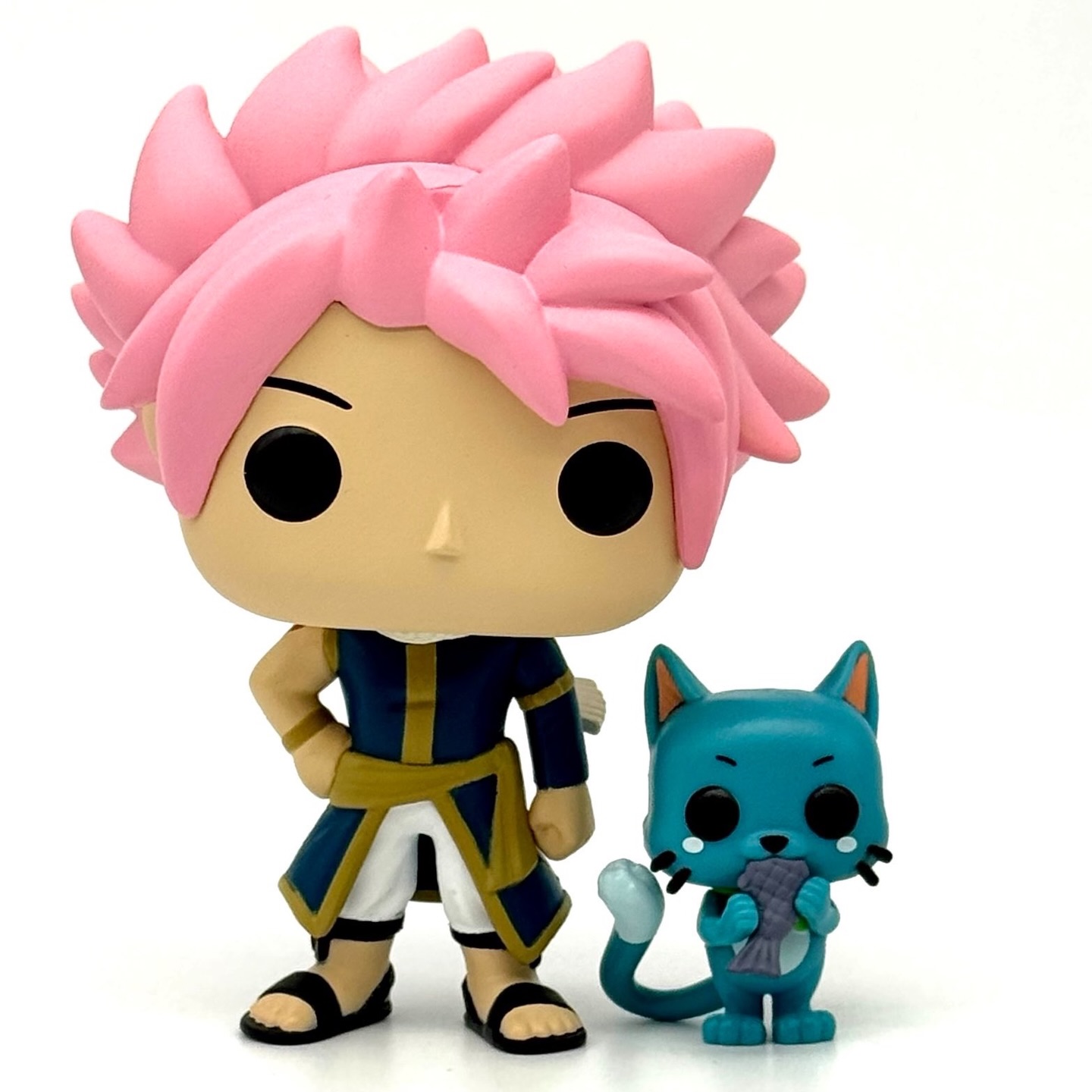Fairy Tail will live on! Natsu and Happy side by side .. Unboxing 