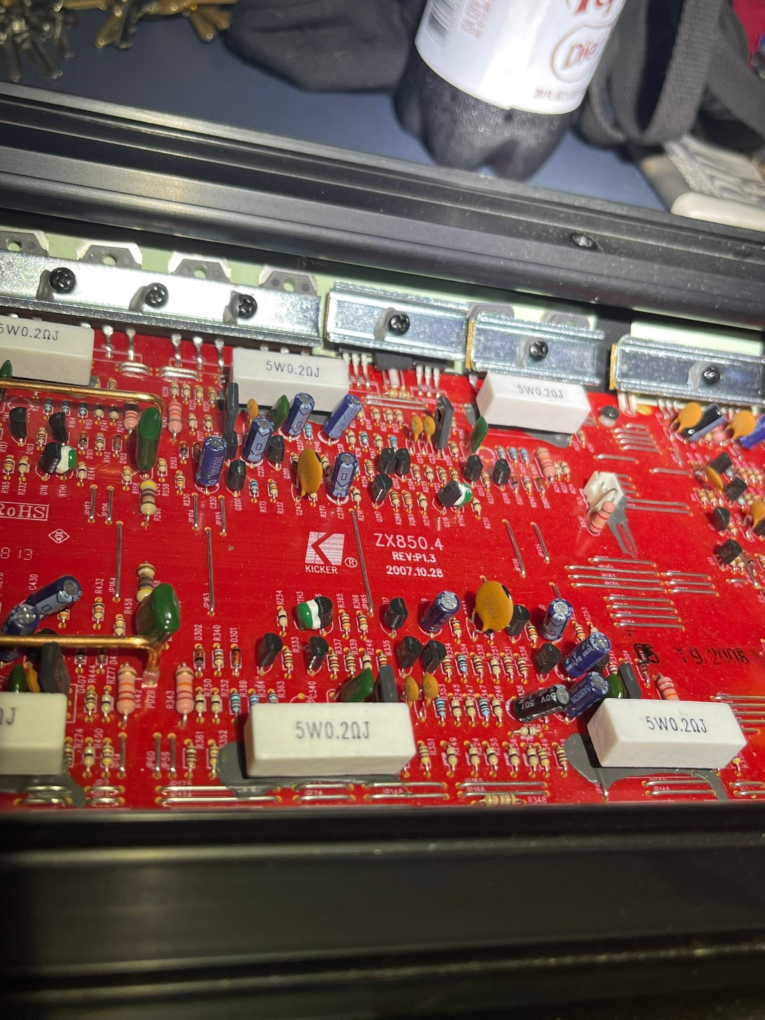 What's inside a Kicker ZX850.4 amplifier?
