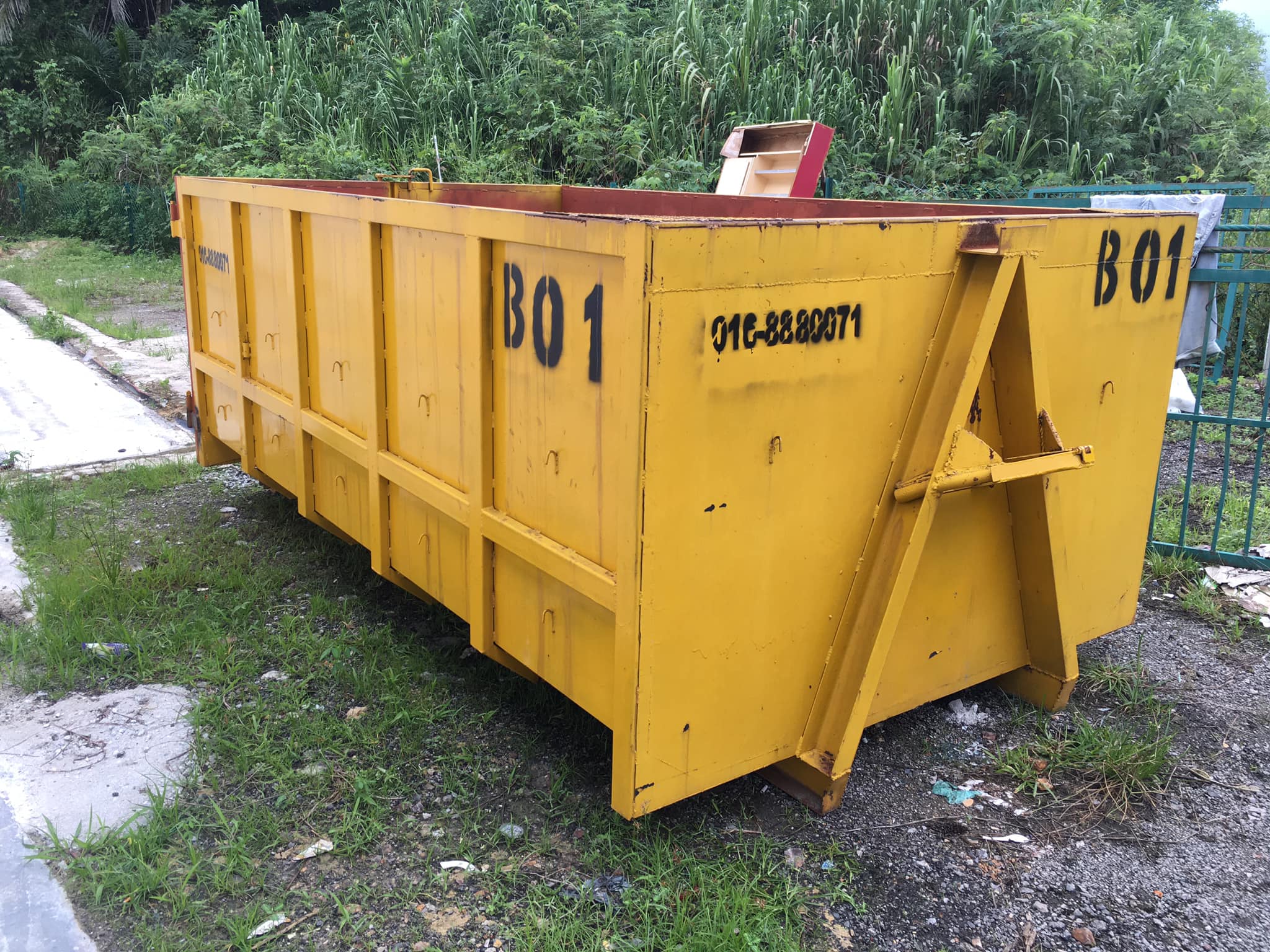 Tong Roro / Tong Sampah untuk disewa... - DSV Wawasan Trading | Facebook