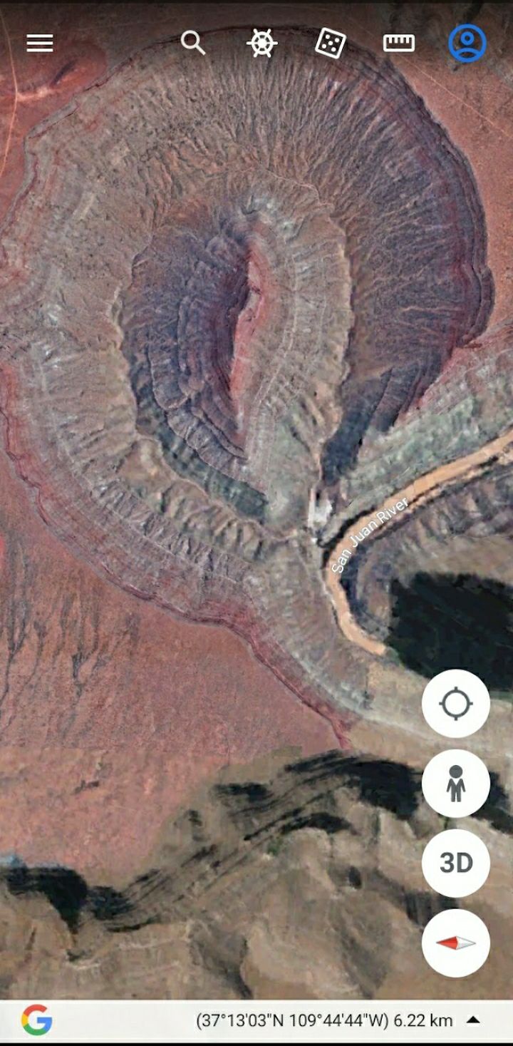 John - Extinct river bend from a time when large volumes of water ...
