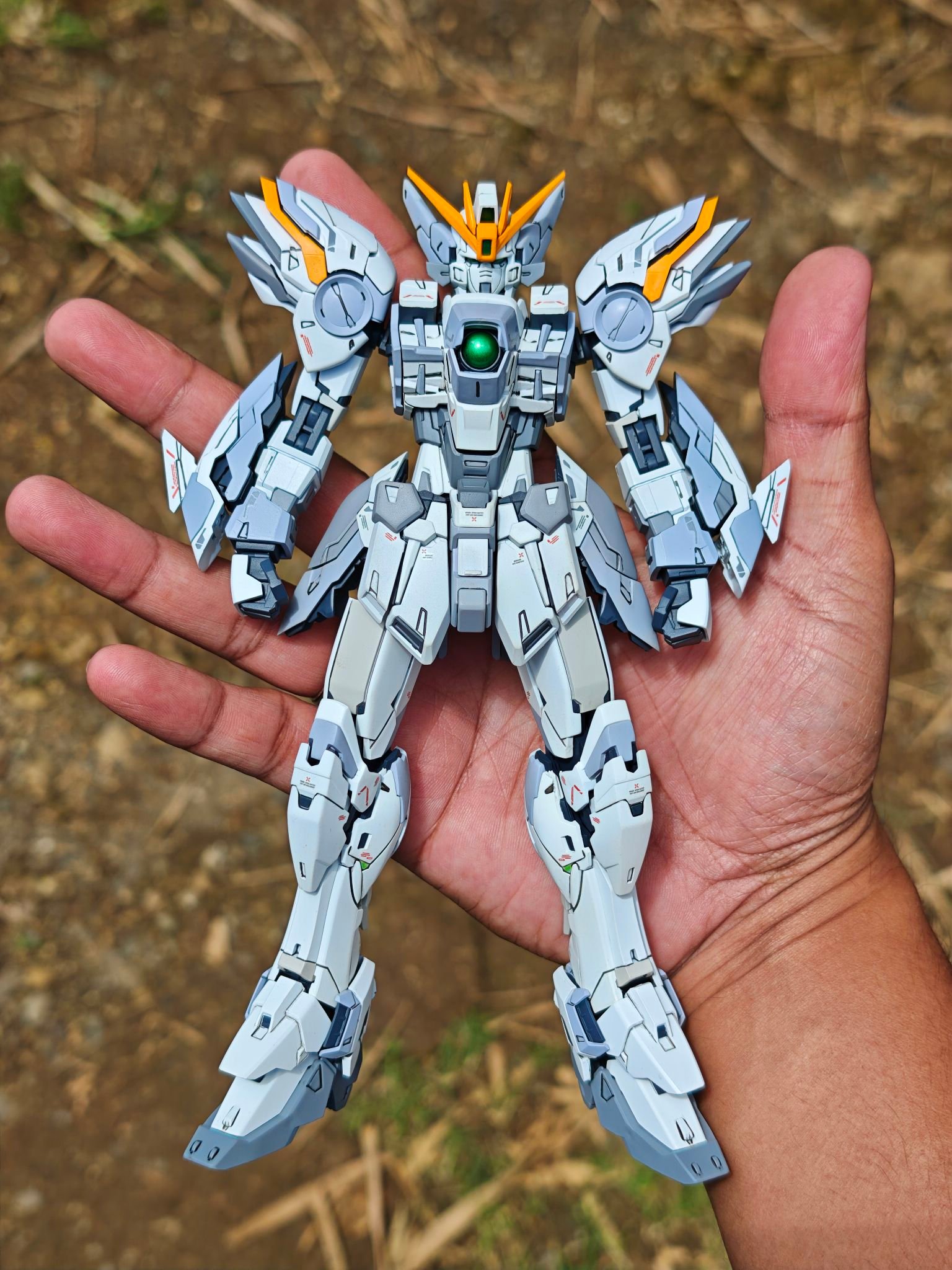 XXXG-00YSW WING GUNDAM SNOW WHITE PRELUDE GUNDAM FIX FIGURATION