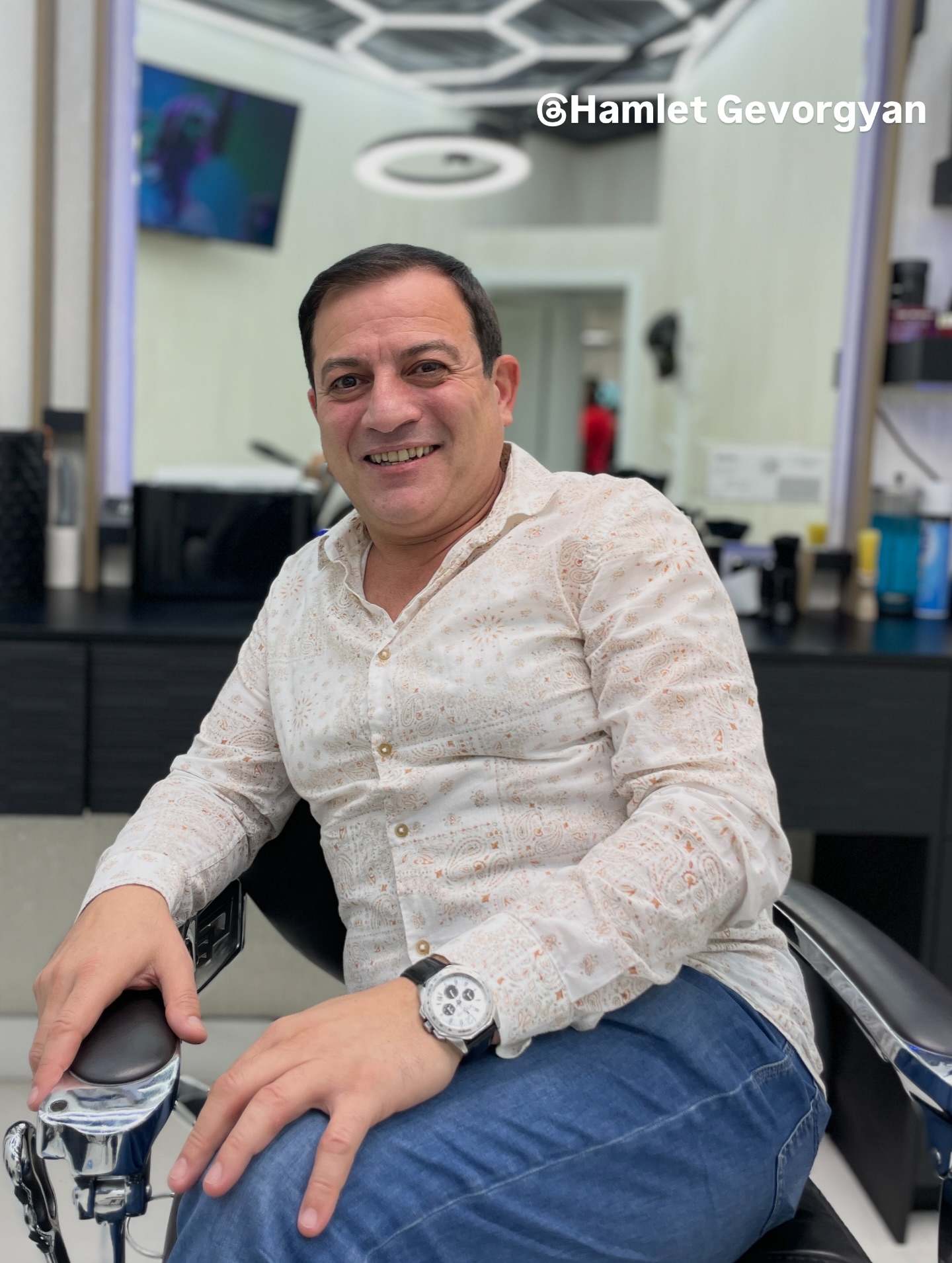 Sam's Cuts Full Service Salon | North Hollywood CA