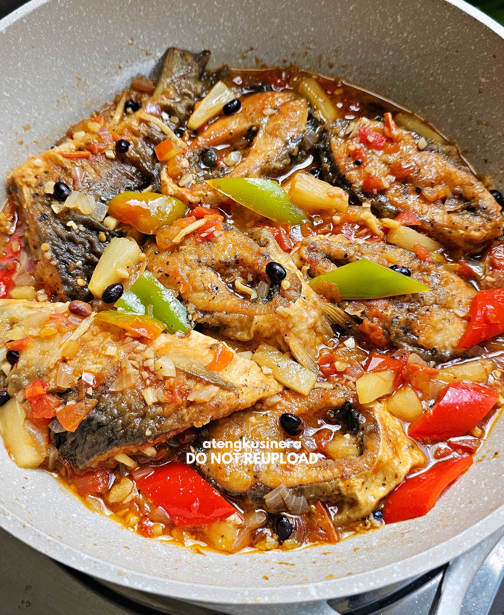 Ateng - BANGUS WITH PINEAPPLE INGREDIENTS: 1 kilong bangus Asin at ...