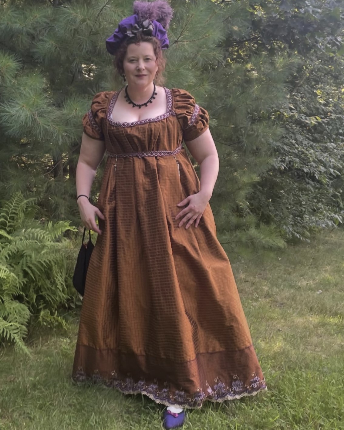 brown regency dress Regency-era gown made with bronze checked silk taffeta Size:7 1/4 Accessorize it with additional puffball fashion dresses LAYERED SKIRT LONG BEADED