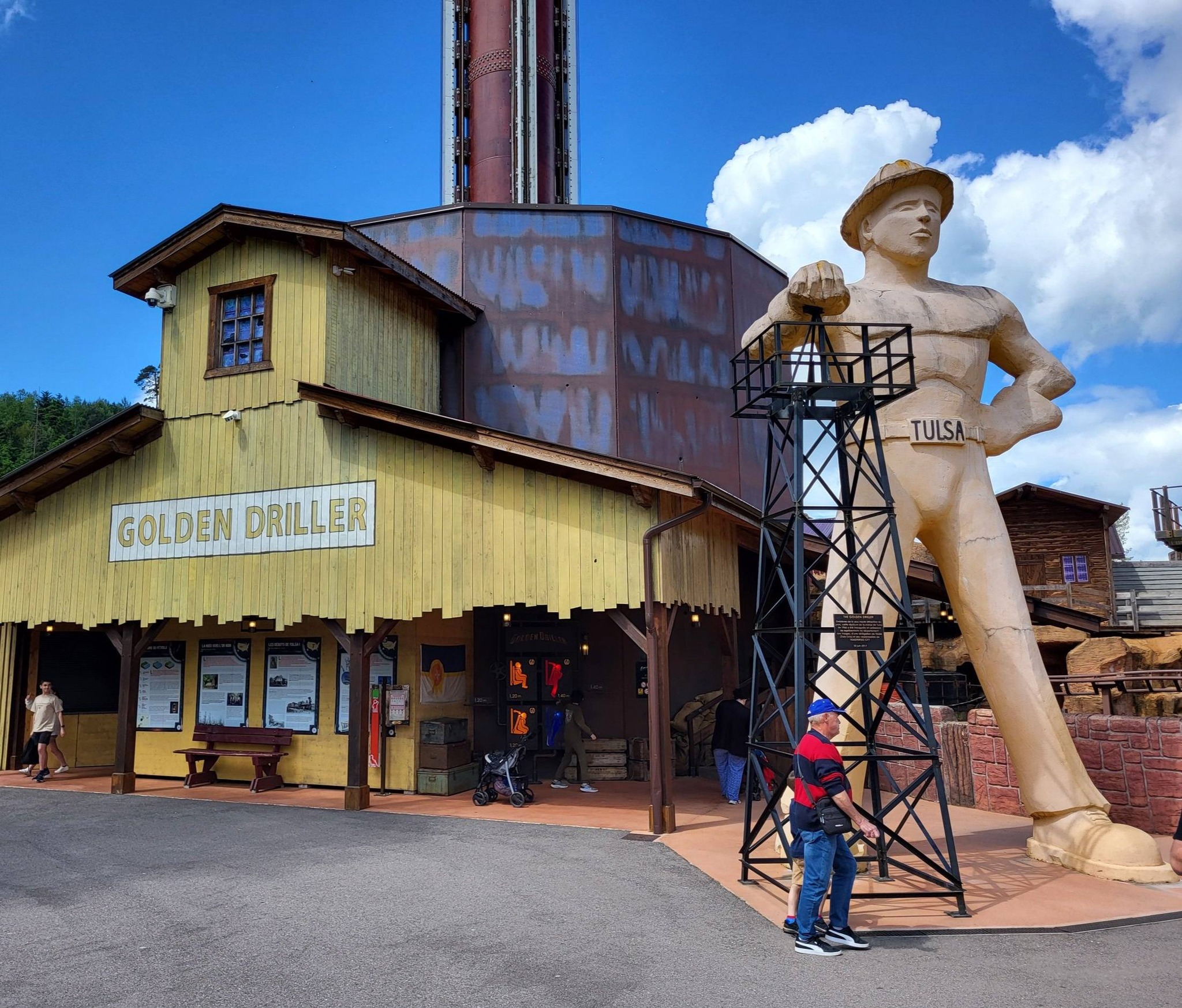 Fraispertuis city's new Golden Driller drop tower review