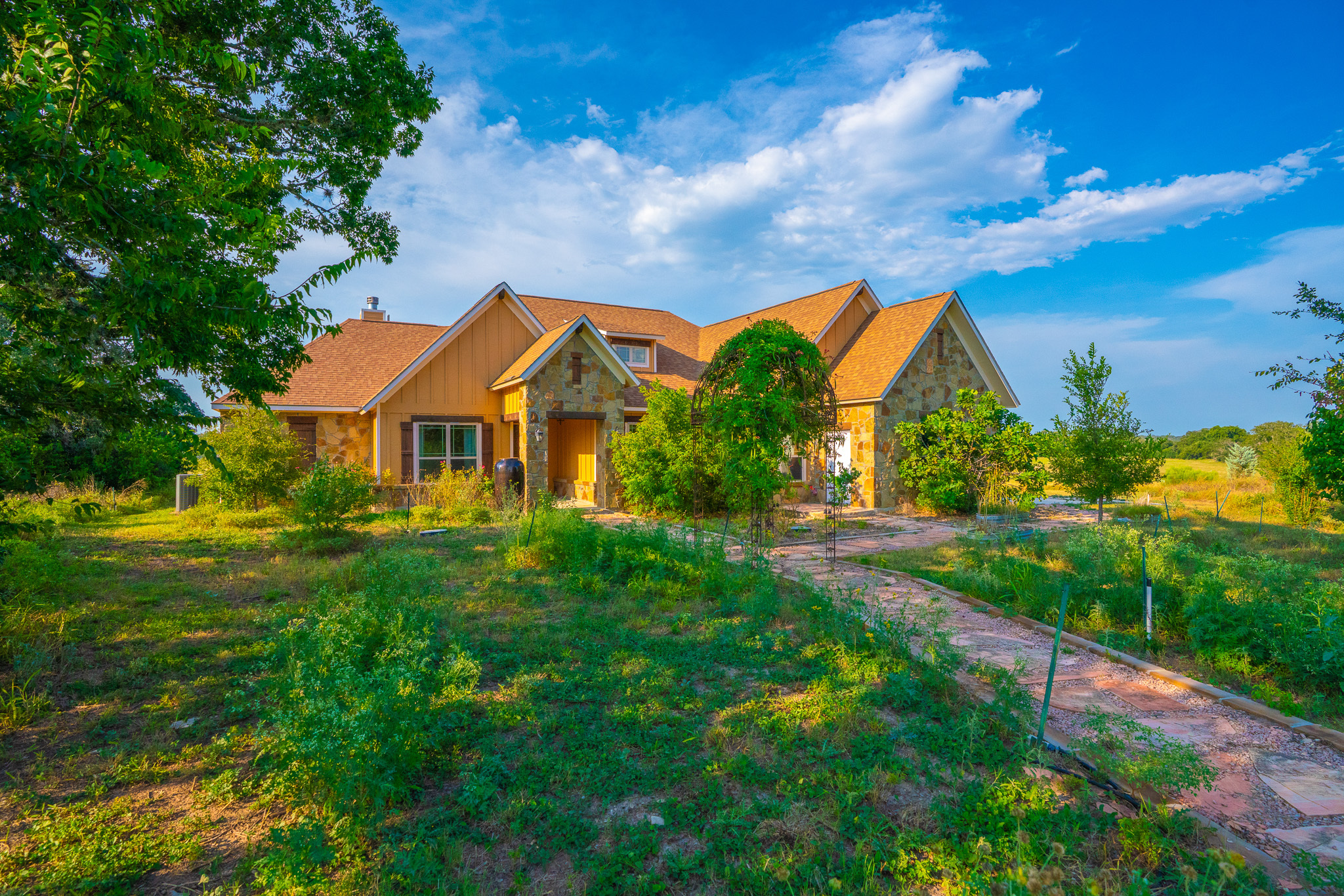 Texas - Cypress Bend Ranch ⎮ 43 ± Acres Cypress Bend Ranch is a rare 43 ...