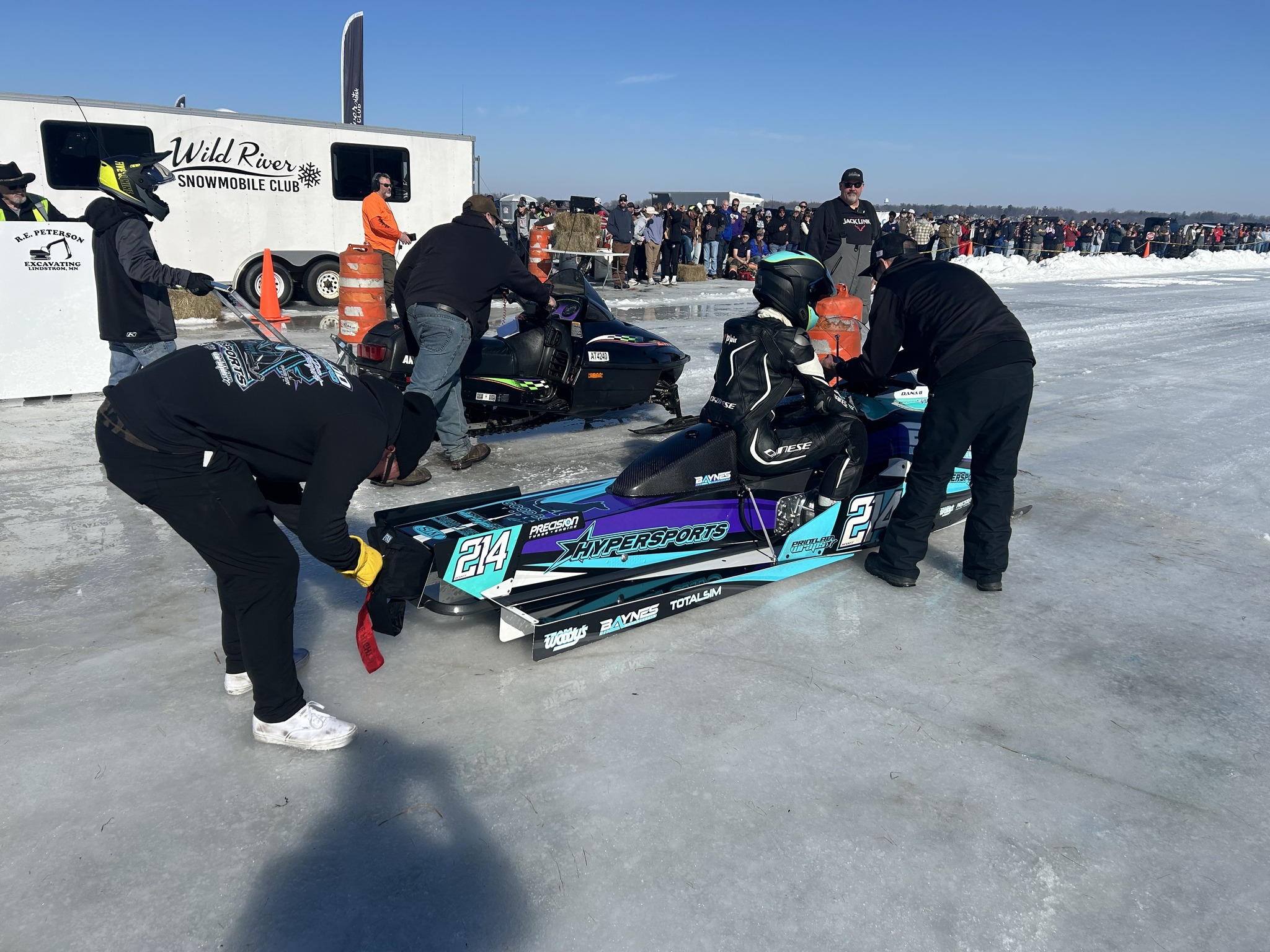 Super - This extreme performance Hypersports speed run sleds take a bit ...