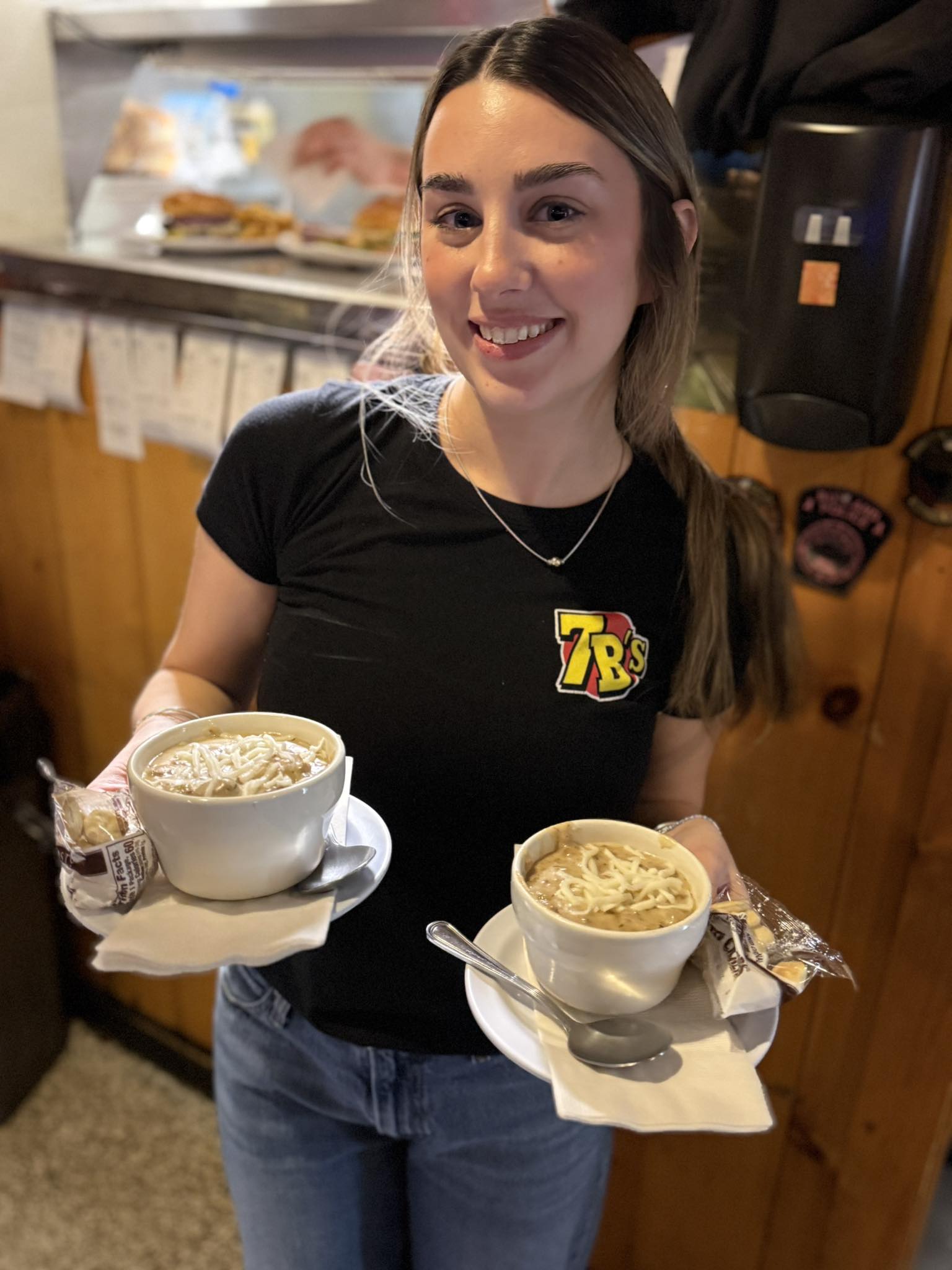 7B's Bar & Grill | Westfield MA
